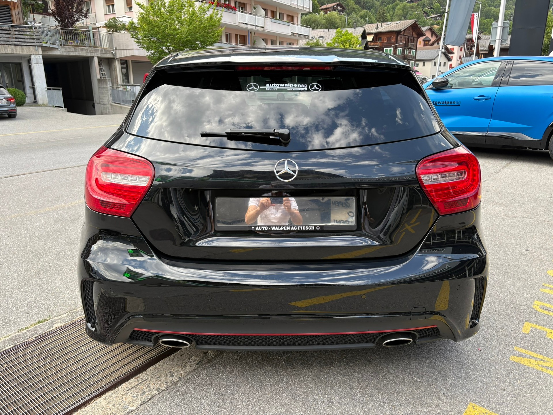 MERCEDES-BENZ A 250 Sport 4Matic-image-5