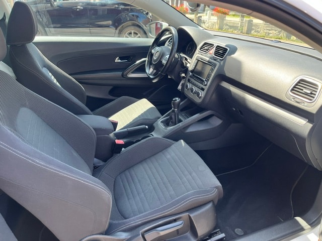 VW Scirocco 1.4 TSI BlueMT-image-4