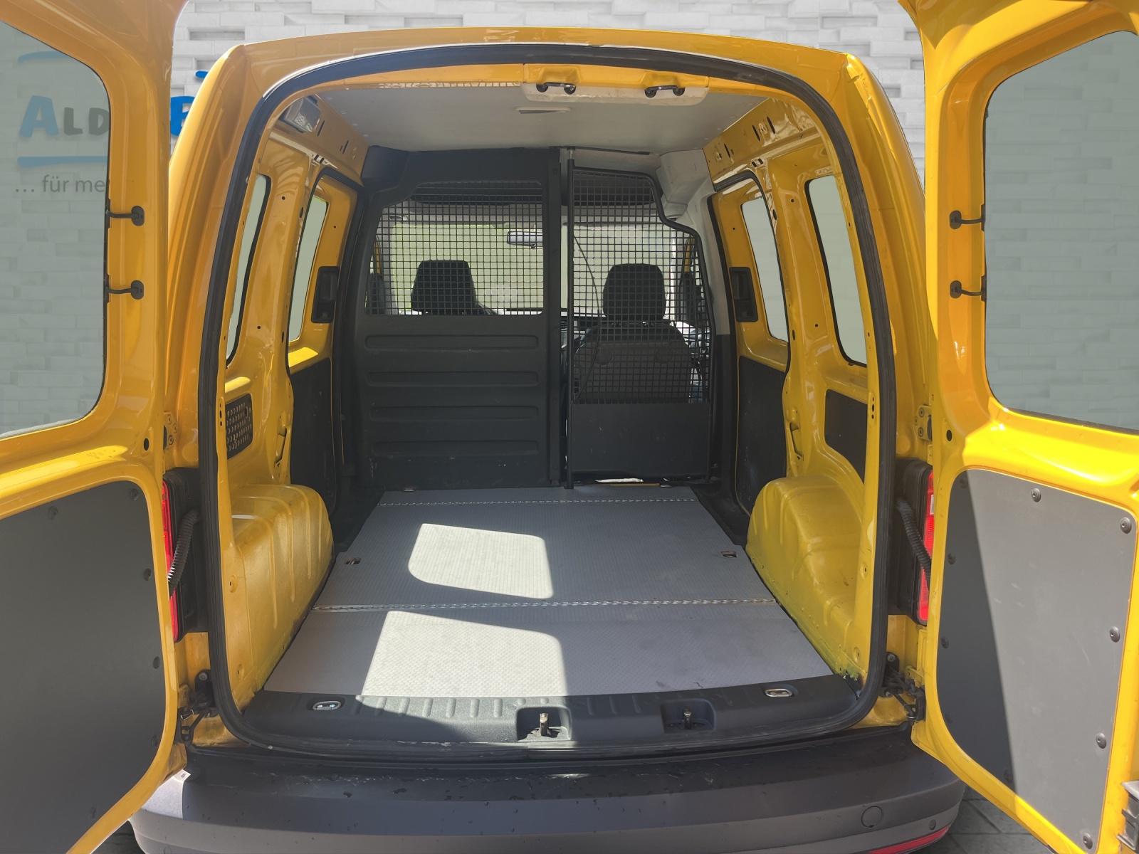 VW Caddy 2.0 TDI Trendline-image-13
