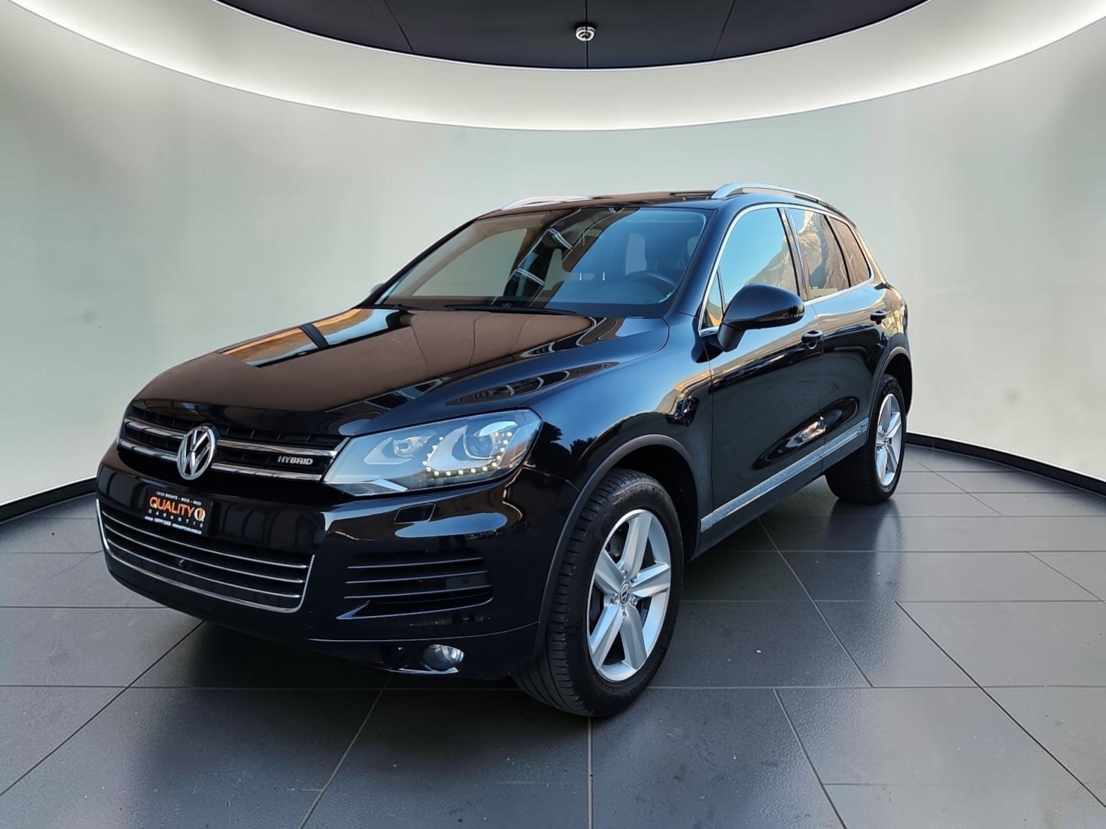 VW Touareg 3.0 TSI Hybrid Tiptronic