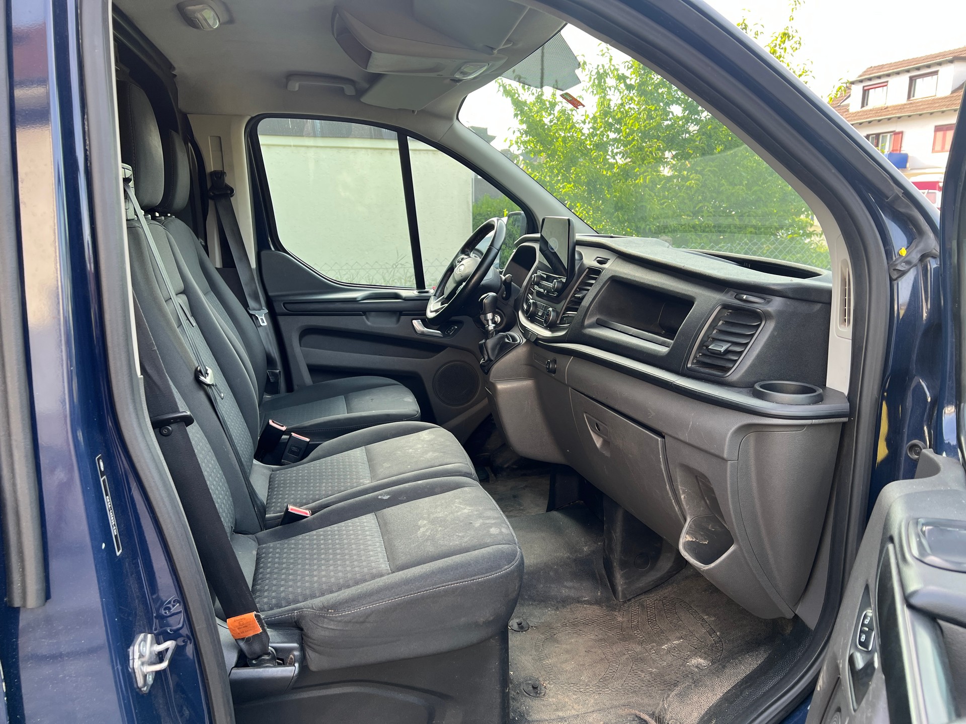 FORD Transit Custom Van 320 L2H1 DK Ambiente-image-9
