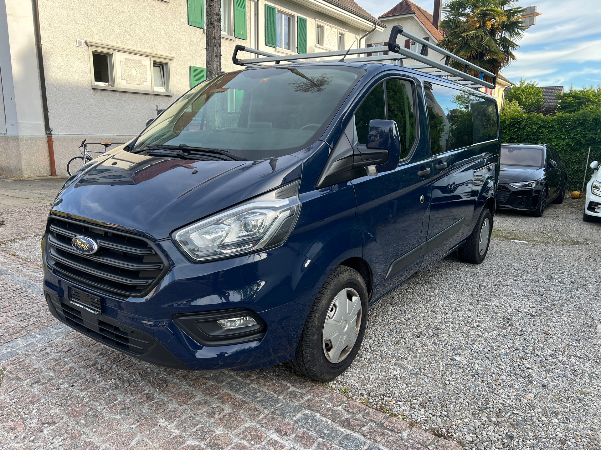 FORD Transit Custom Van 320 L2H1 DK Ambiente-image-2