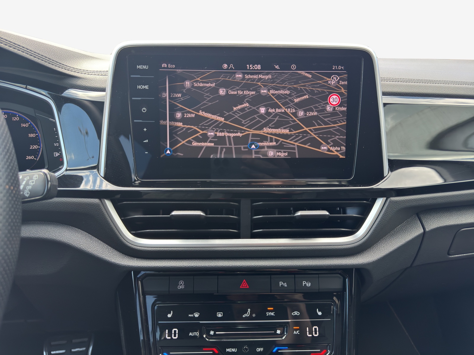 VW T-Roc 2.0 TSI R-Line DSG 4Motion-image-10