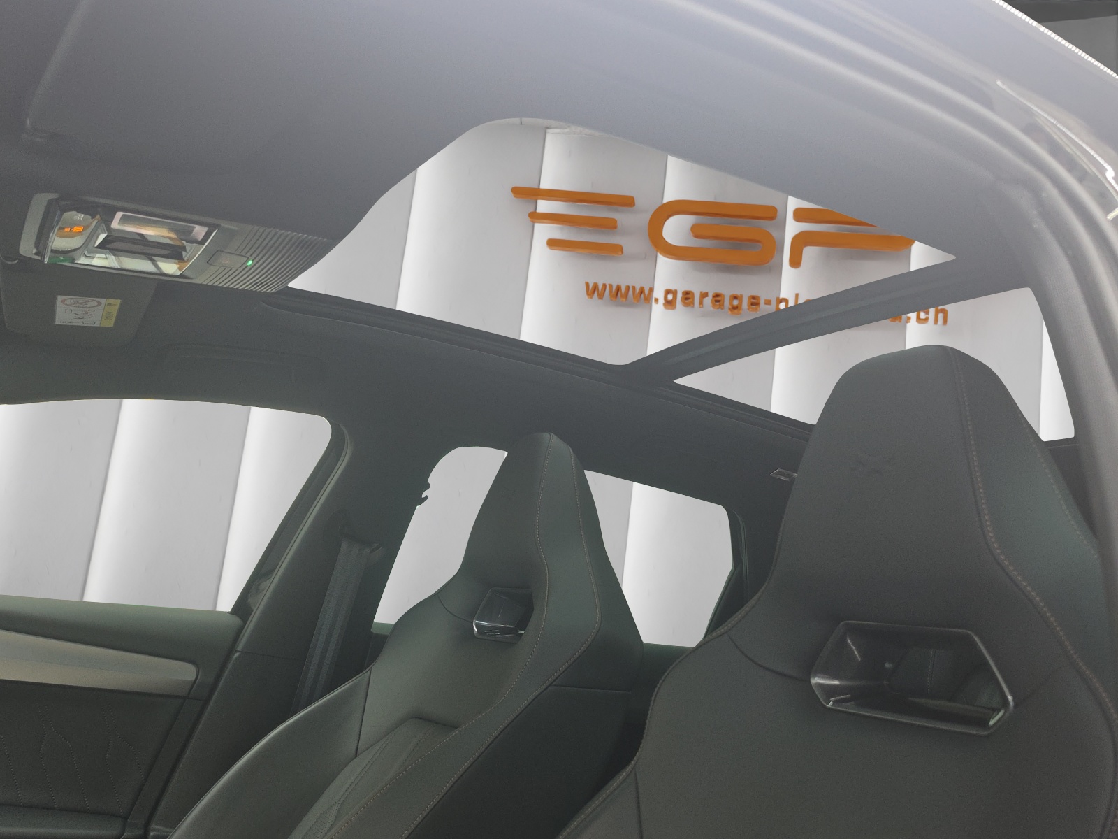 CUPRA Leon ST 2.0 TSI 310 VZ 4Drive DSG-image-12