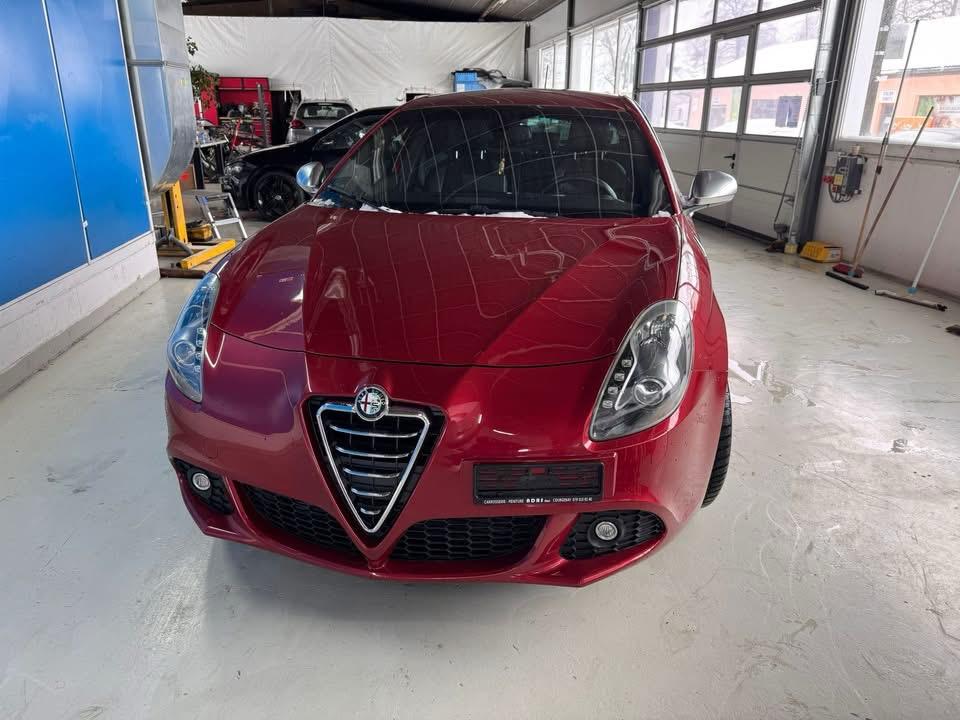 ALFA ROMEO 1750 TBi Quadrifoglio Verde-image-0