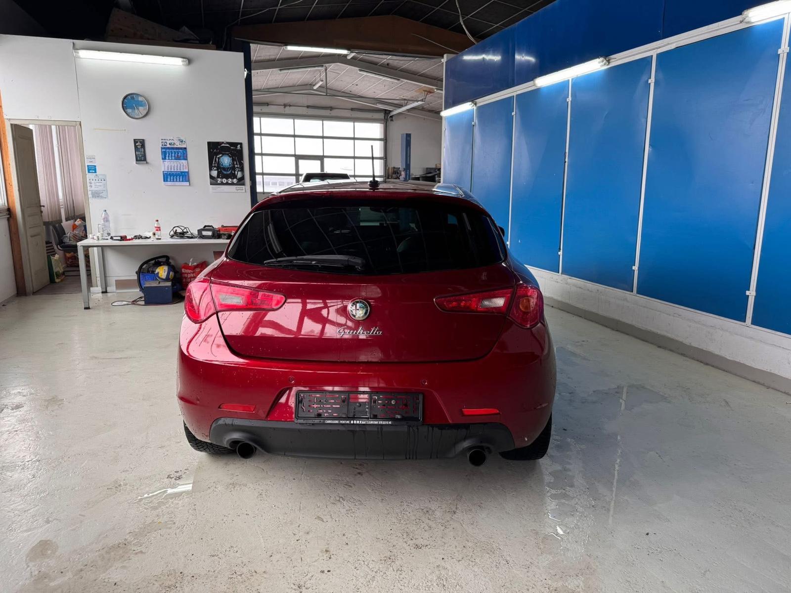 ALFA ROMEO 1750 TBi Quadrifoglio Verde-image-3