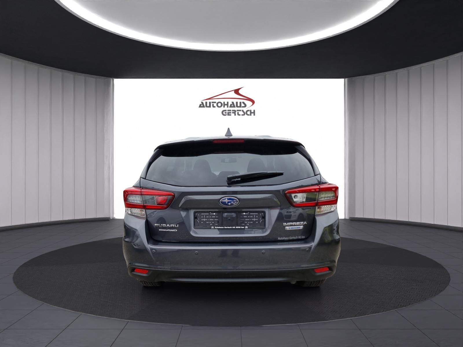 SUBARU Impreza 2.0i e-Boxer Swiss Plus-image-4