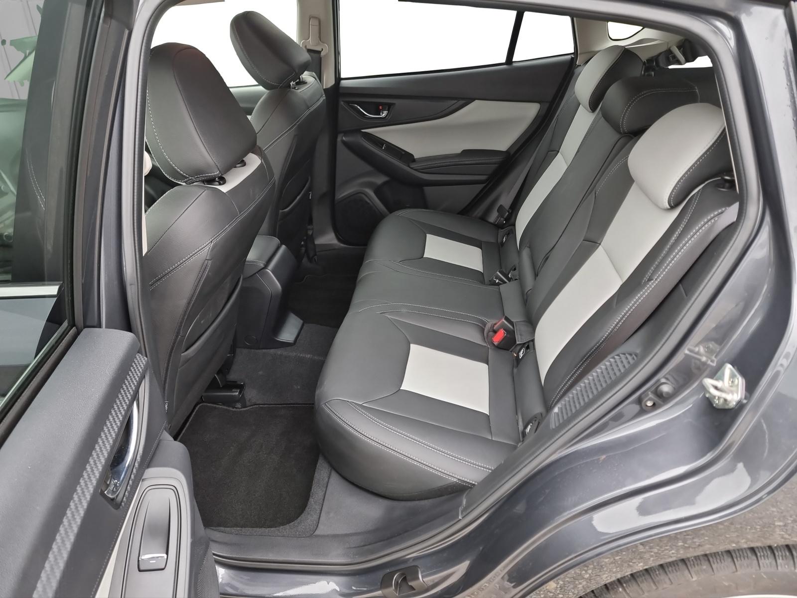 SUBARU Impreza 2.0i e-Boxer Swiss Plus-image-9