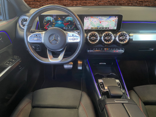 MERCEDES-BENZ GLB 250 AMG Line 4 MATIC-image-8