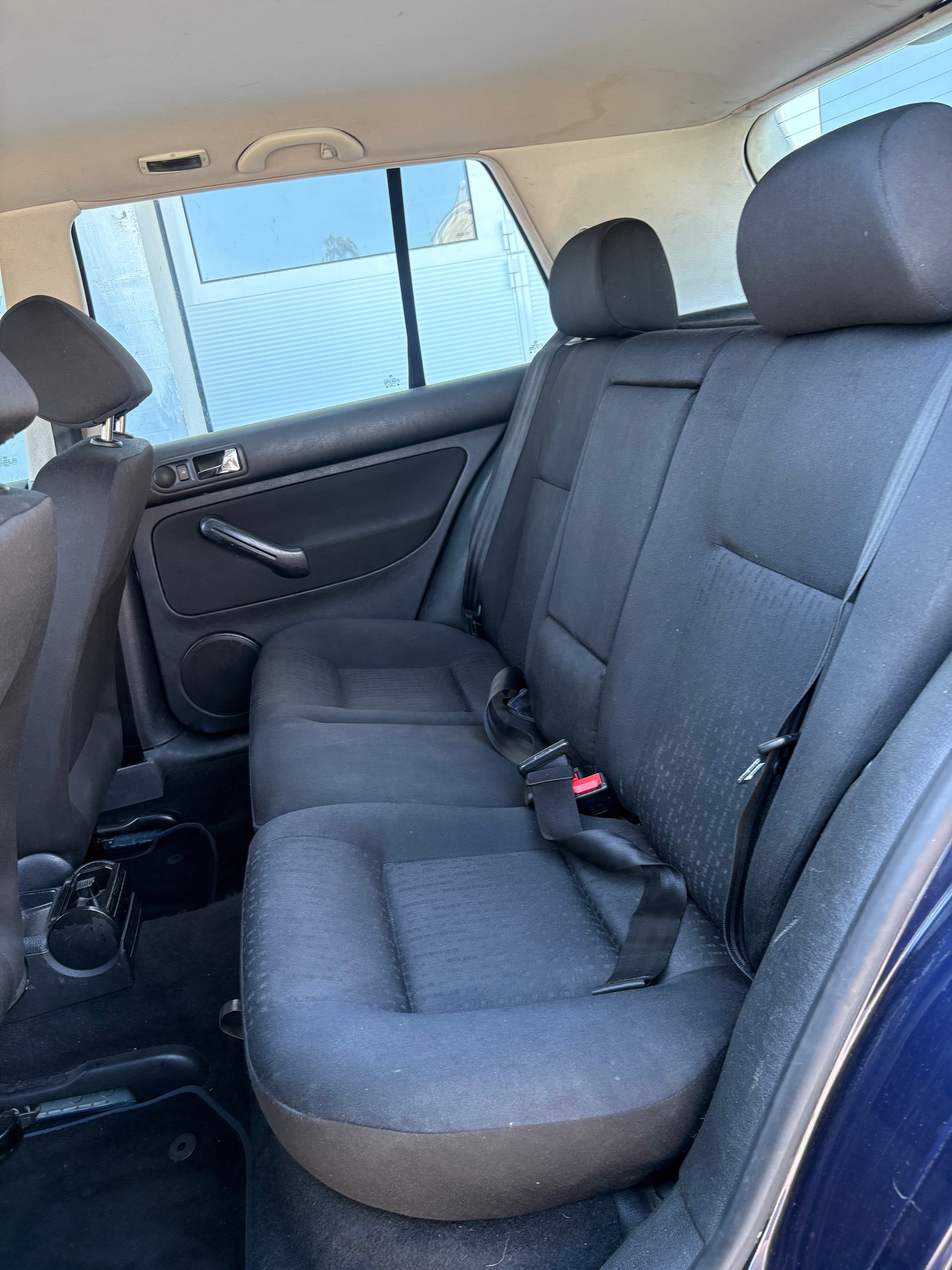 VW Golf 1.6 Automatic-image-8