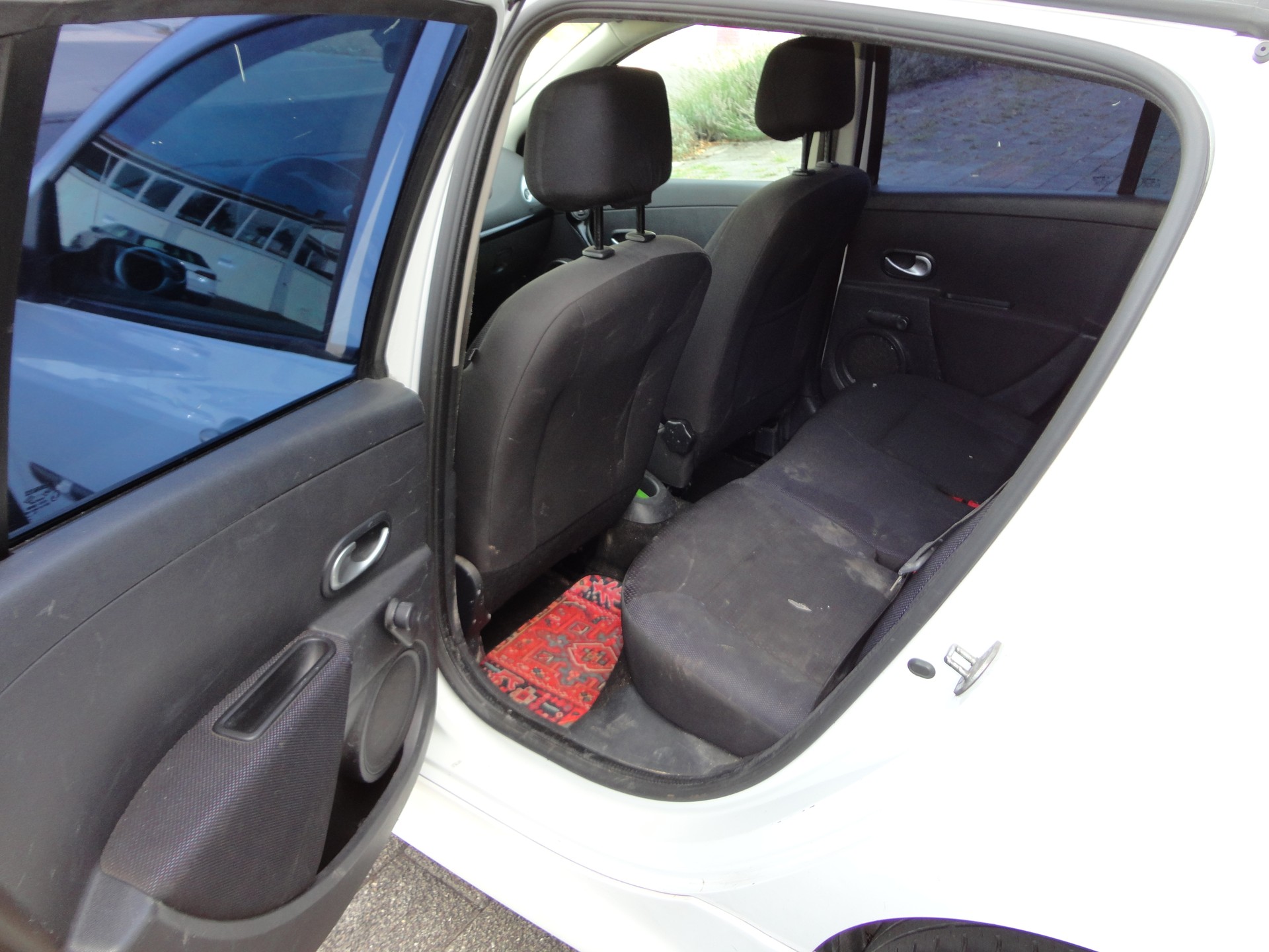 RENAULT Clio 1.2 16V Turbo Dynamique-image-9