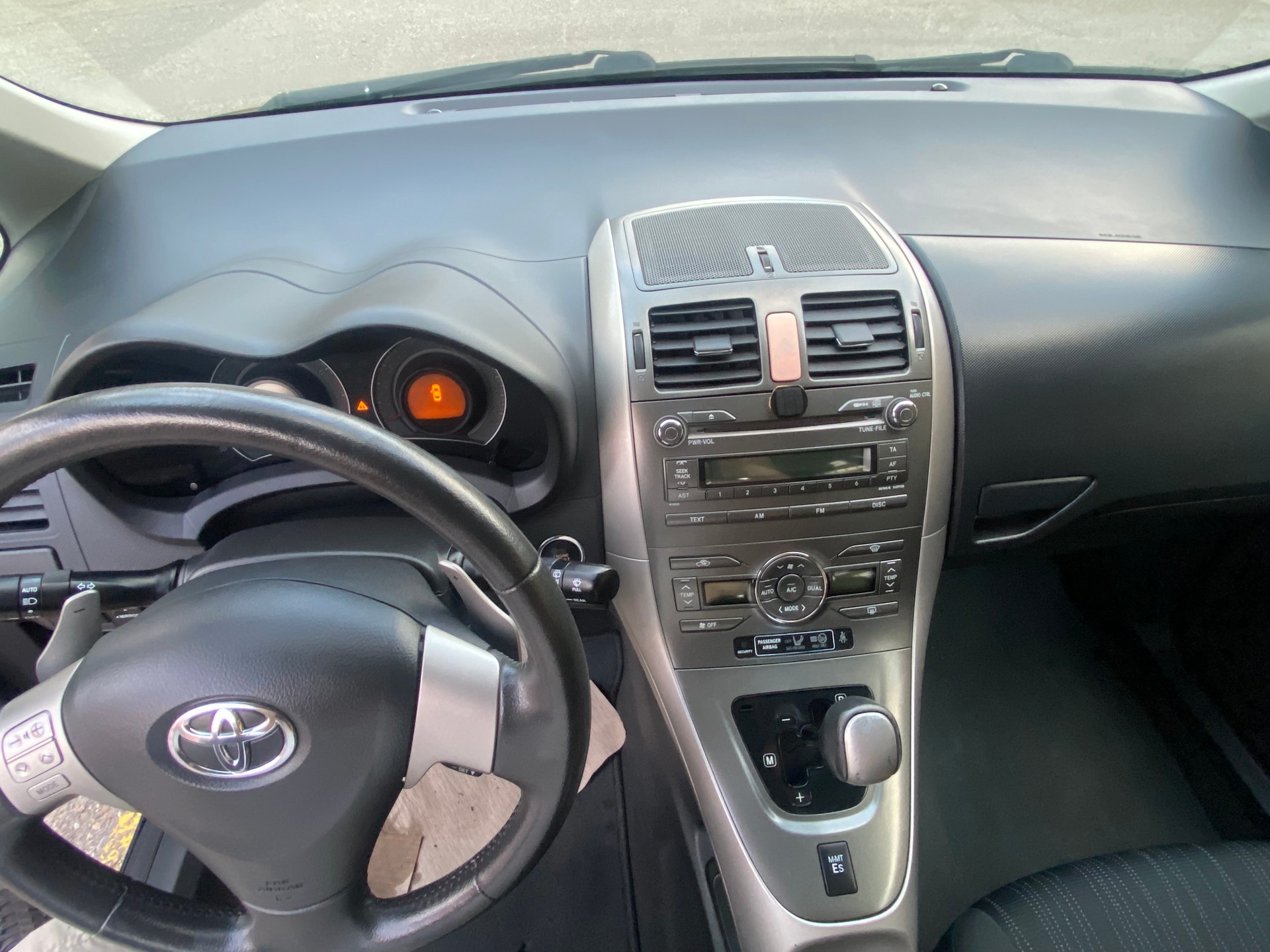 TOYOTA Auris 1.6 Linea Sol MultiMode-image-4