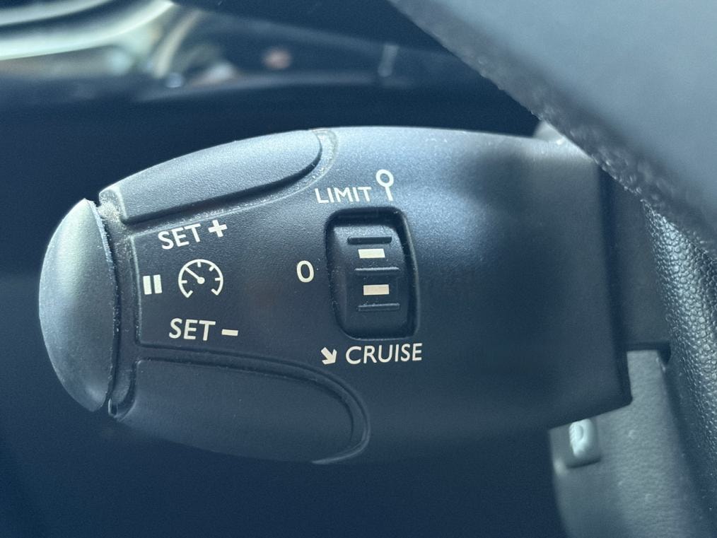 CITROEN C3 1.2i PureTech Exclusive-image-5