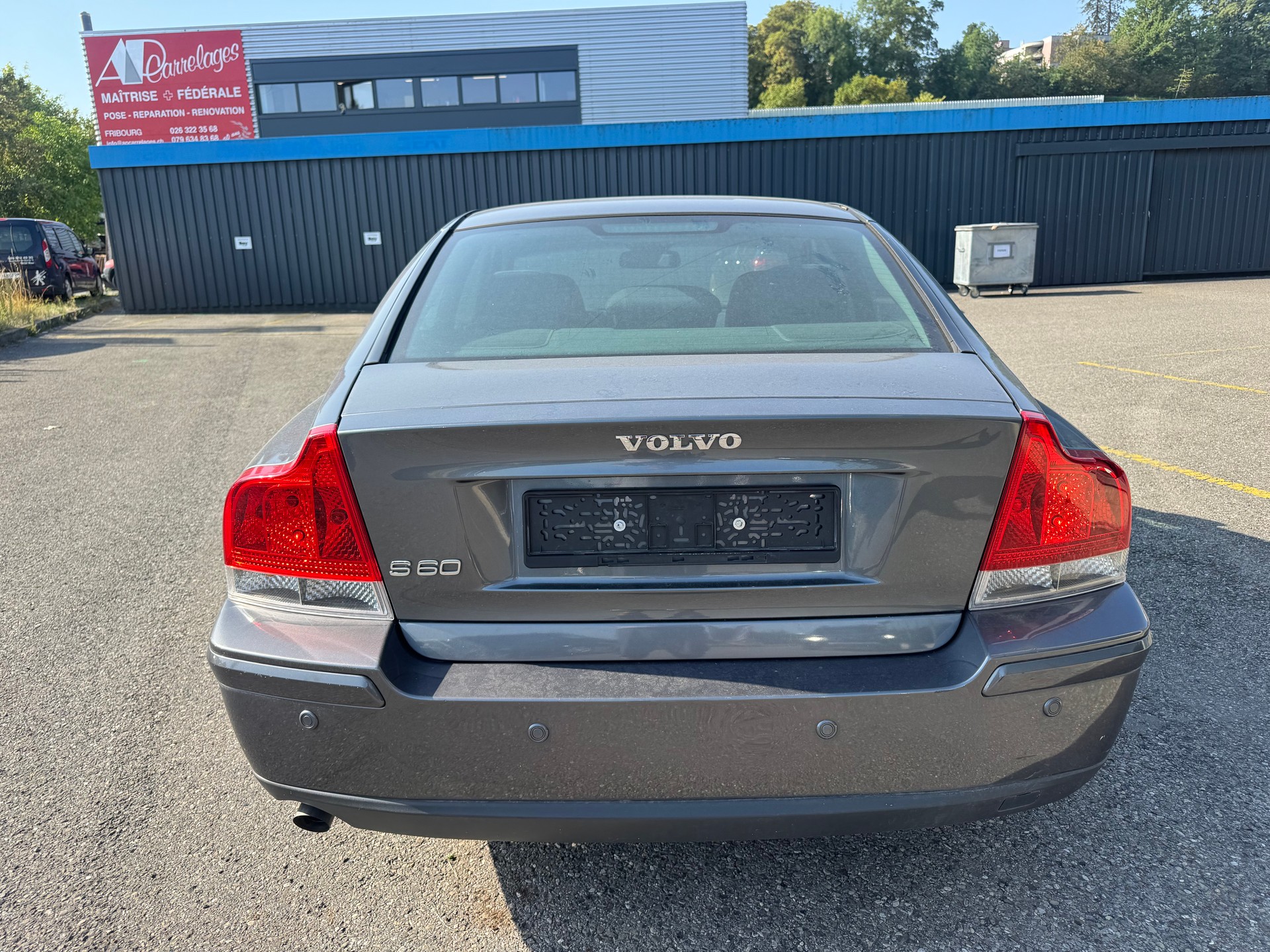 VOLVO S60 2.4 Summum-image-4