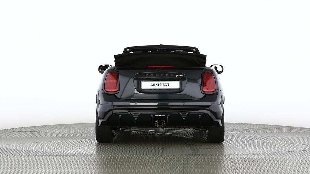 MINI John Cooper Works Cabrio-image-13