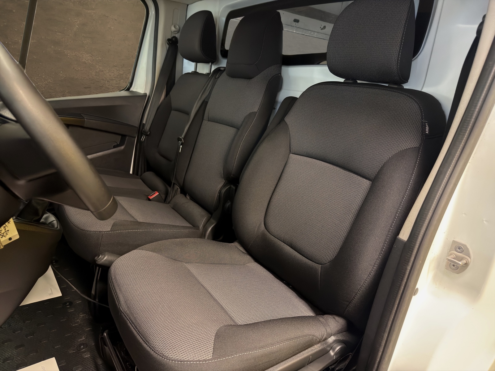 RENAULT Trafic 2.0 Blue dCi 150 Advance L2H2 EN-image-10