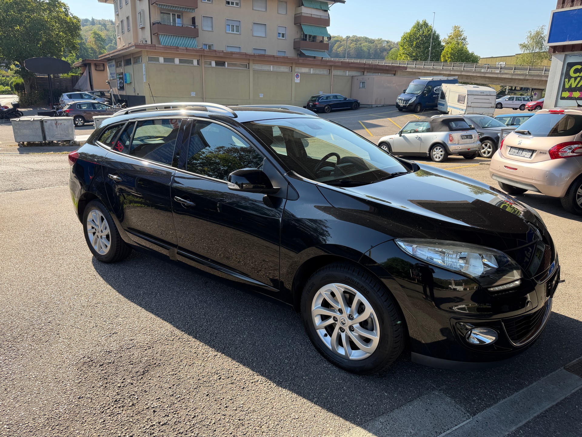 RENAULT Mégane Grandtour 1.2 16V Turbo "mit Garantieoptionen"-image-8