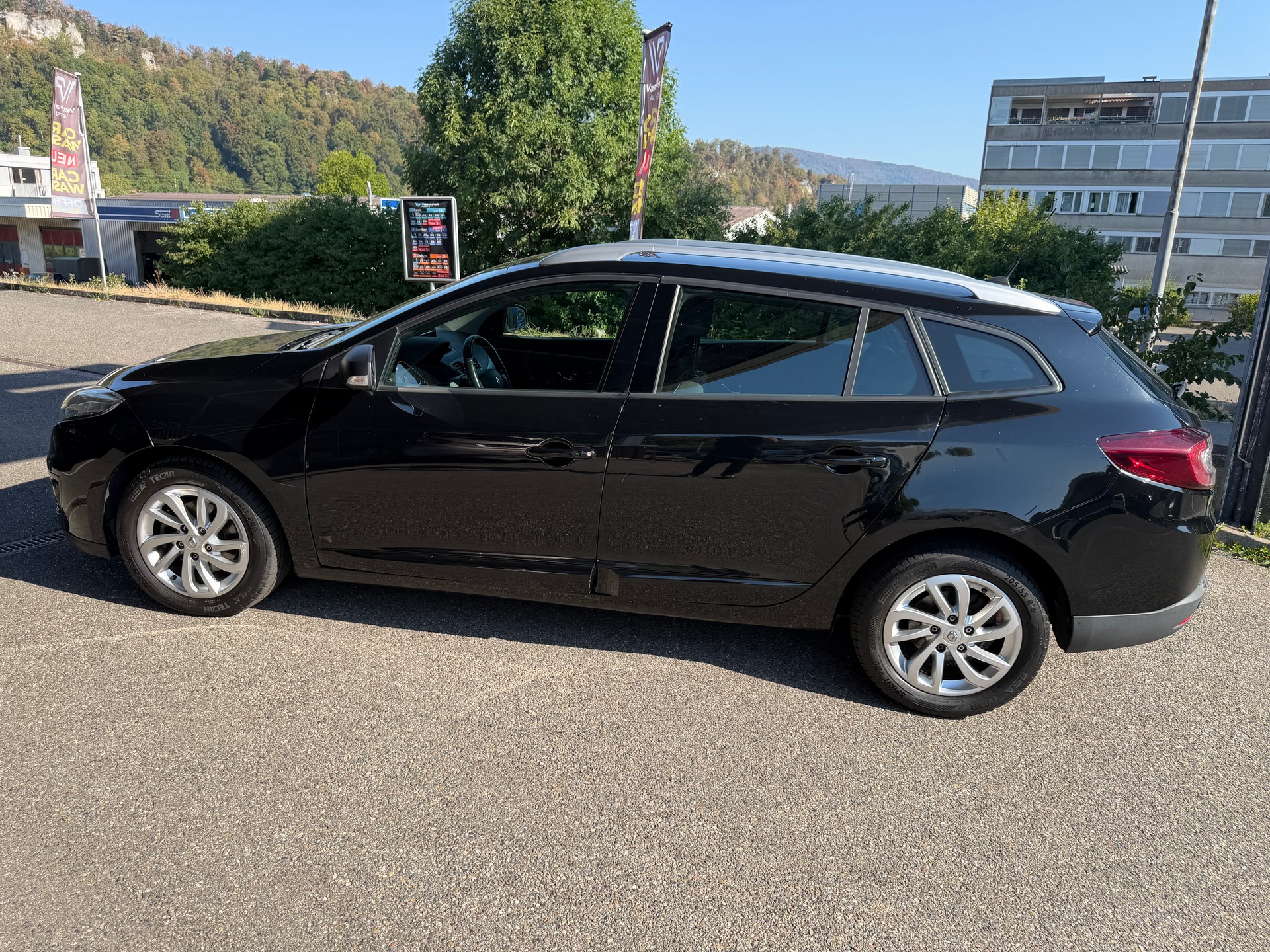 RENAULT Mégane Grandtour 1.2 16V Turbo "mit Garantieoptionen"-image-10