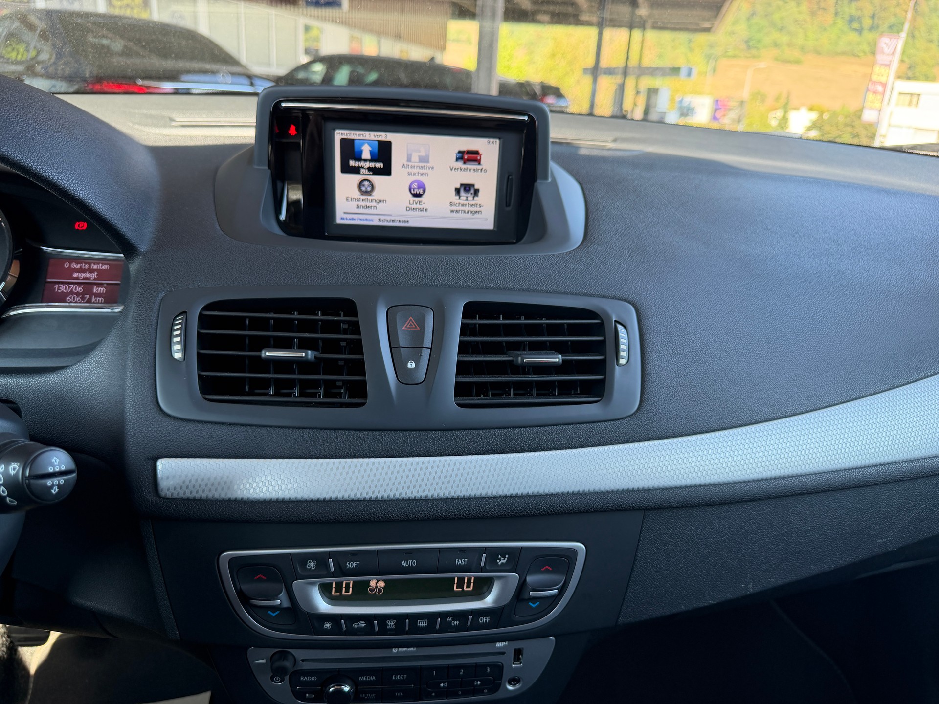 RENAULT Mégane Grandtour 1.2 16V Turbo "mit Garantieoptionen"-image-2