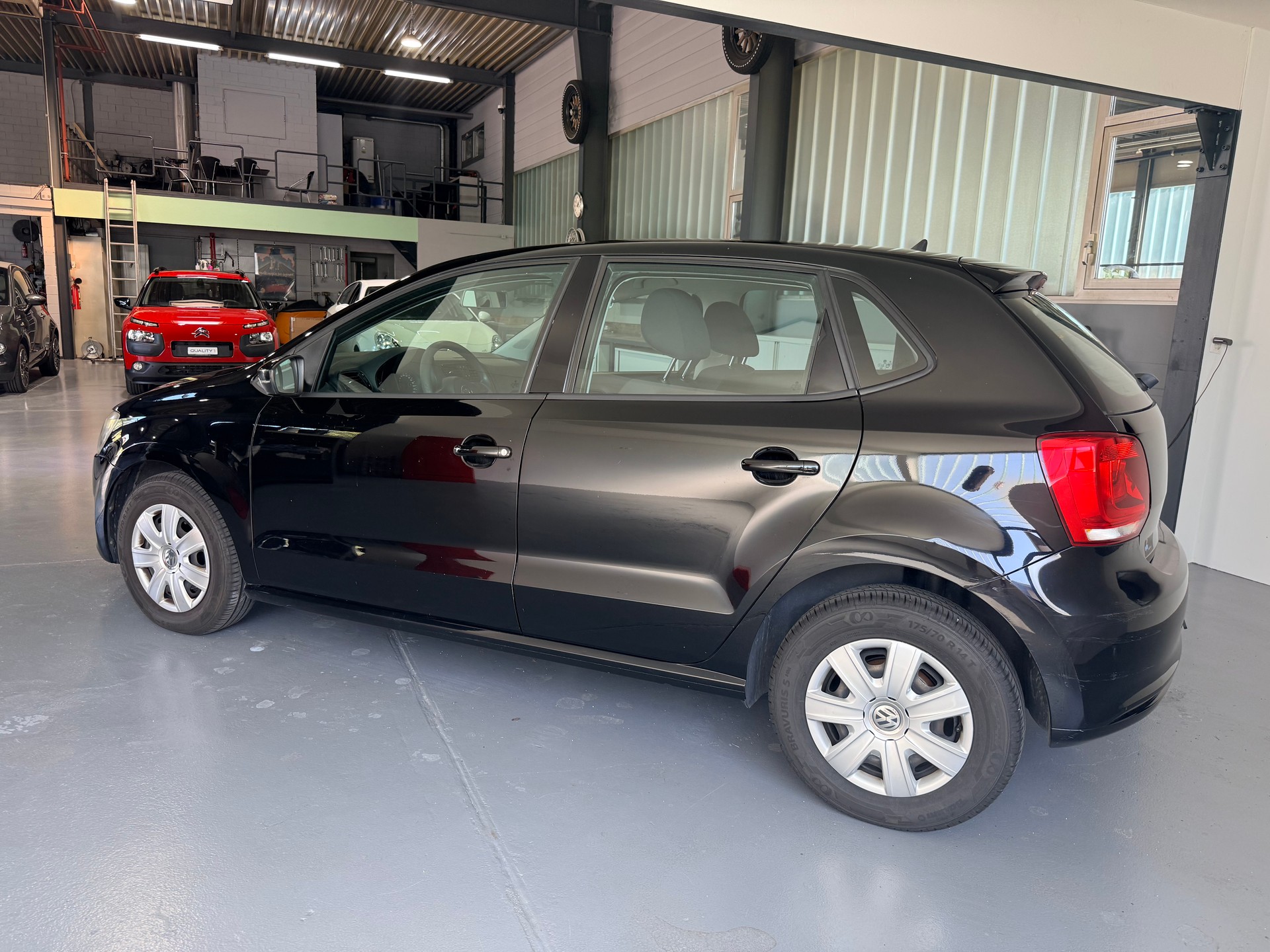 VW Polo 1.2 6V Trendline-image-3