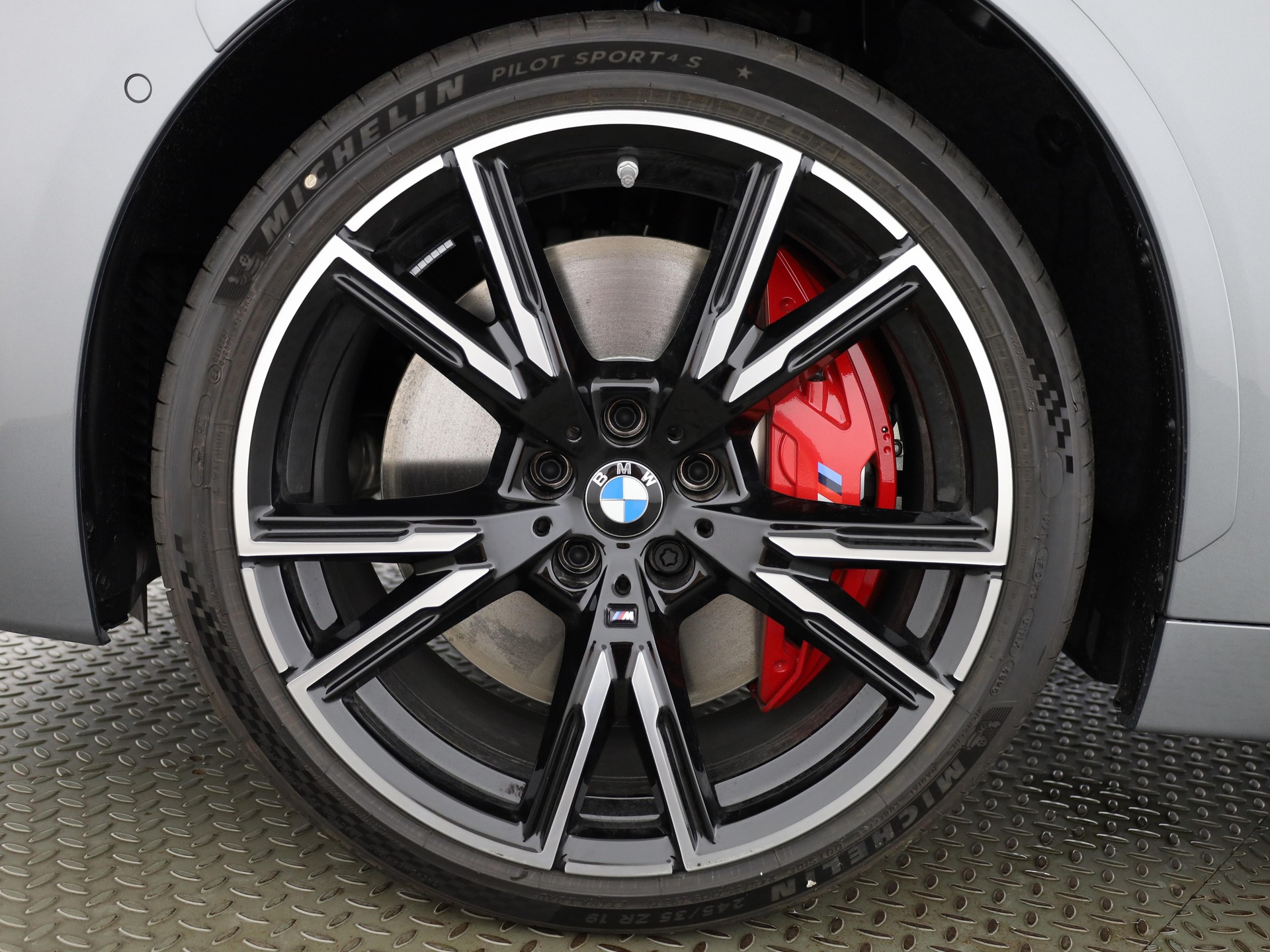 BMW M240i xDrive Coupé-image-19