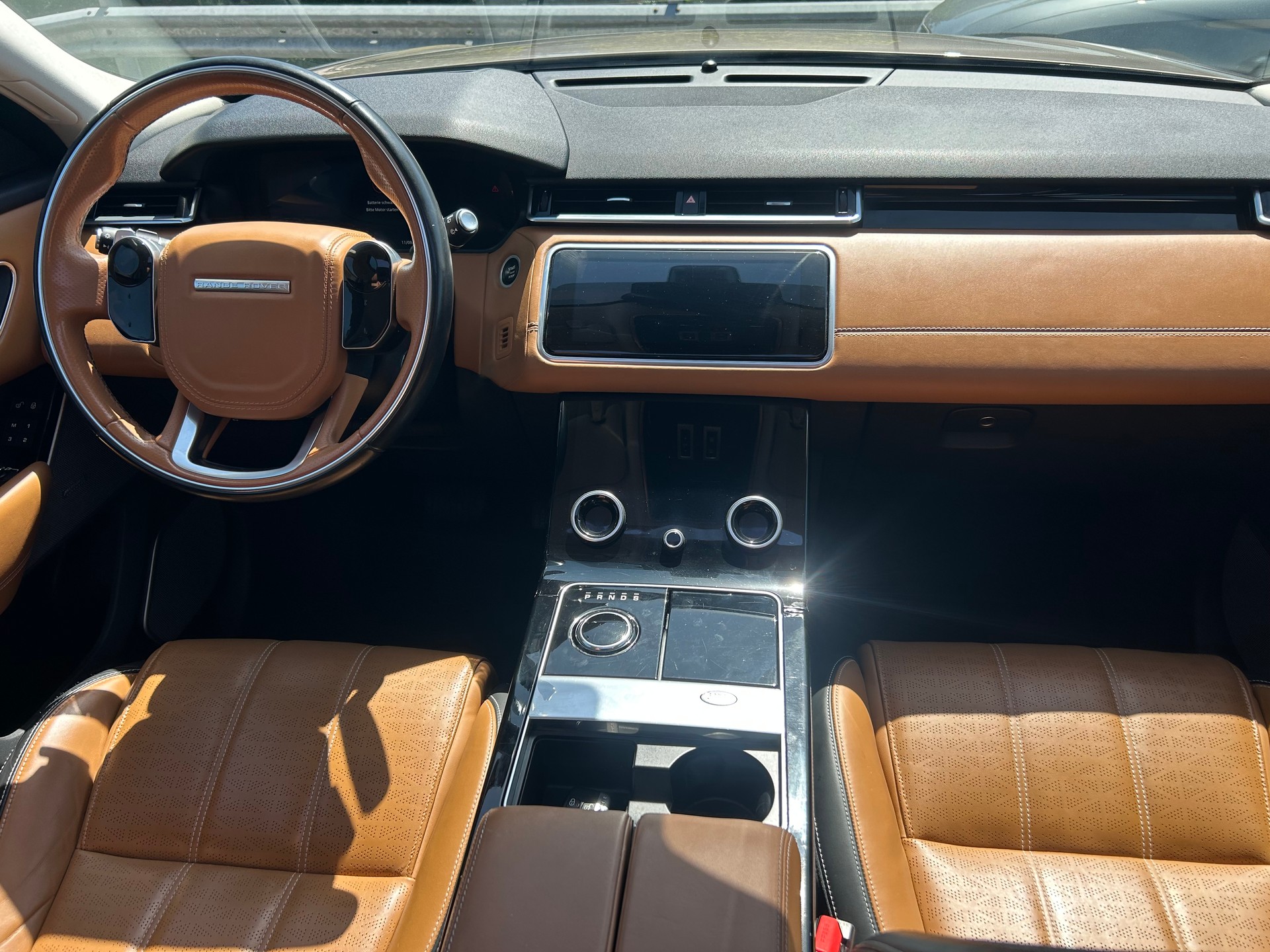 LAND ROVER Range Rover Velar D 240 SE Automatic-image-8
