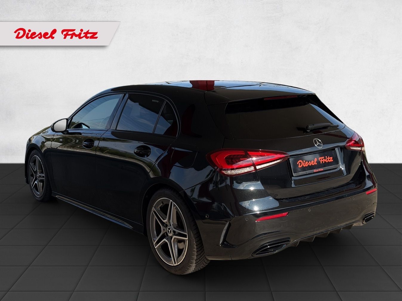 MERCEDES-BENZ A 220 d AMG Line-image-2