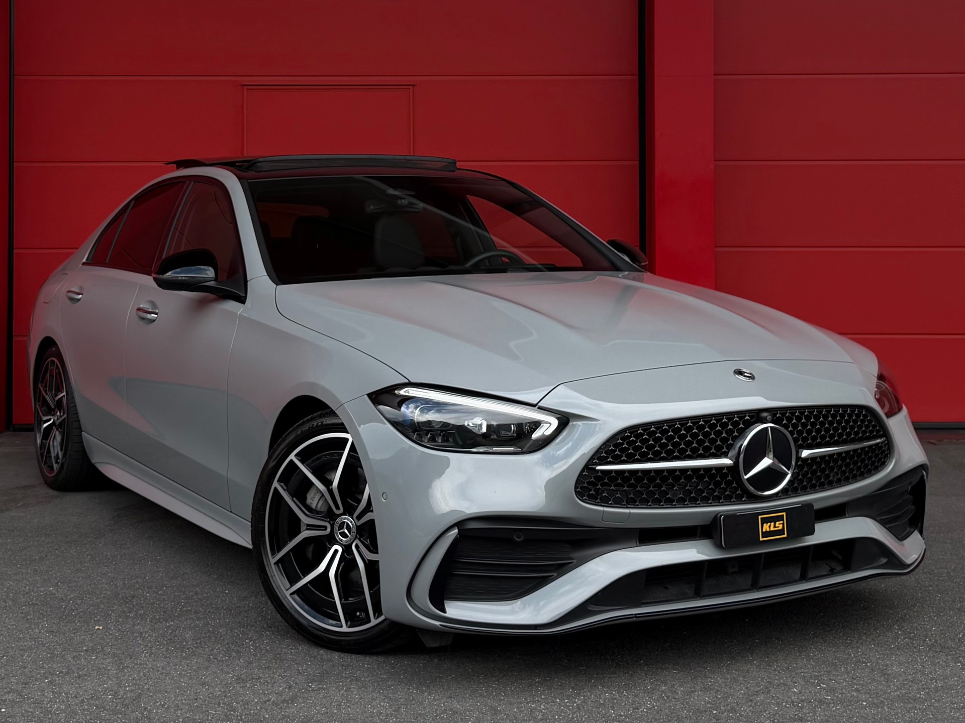 MERCEDES-BENZ C 300 AMG Line 4 Matic *CH-Fahrzeug*-image-0