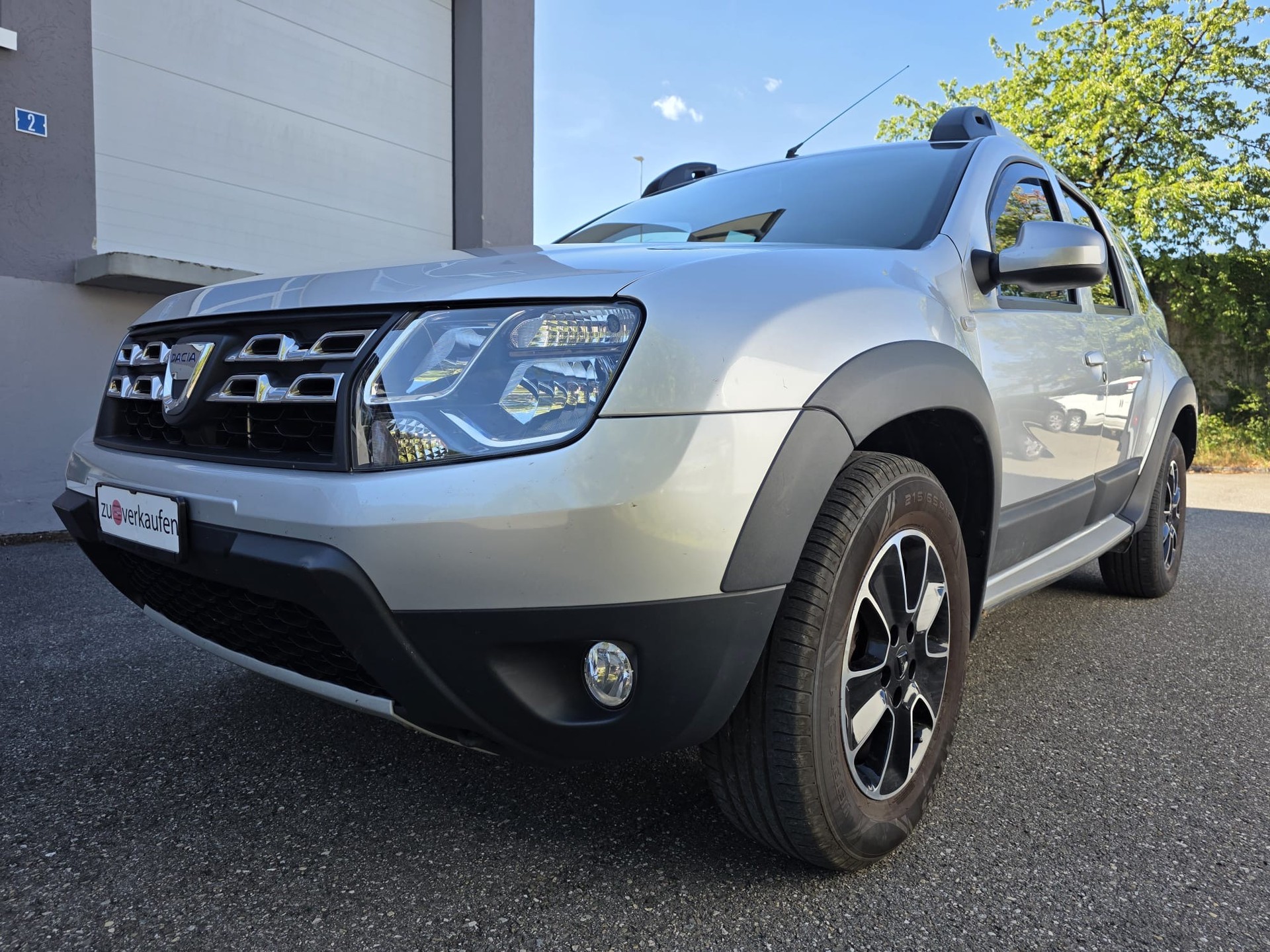 DACIA Duster 1.2 T Lauréate 4x4-image-0
