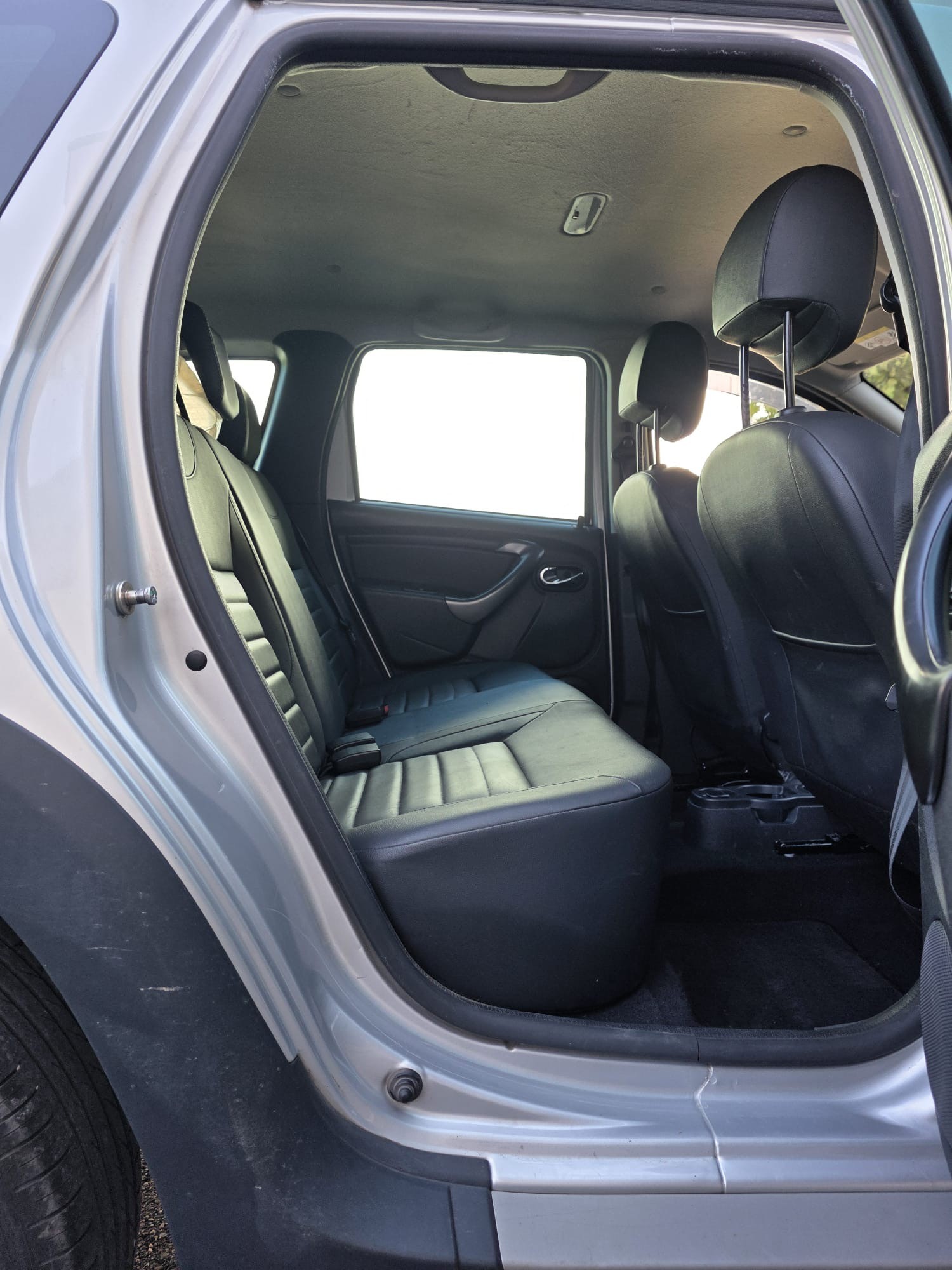 DACIA Duster 1.2 T Lauréate 4x4-image-10