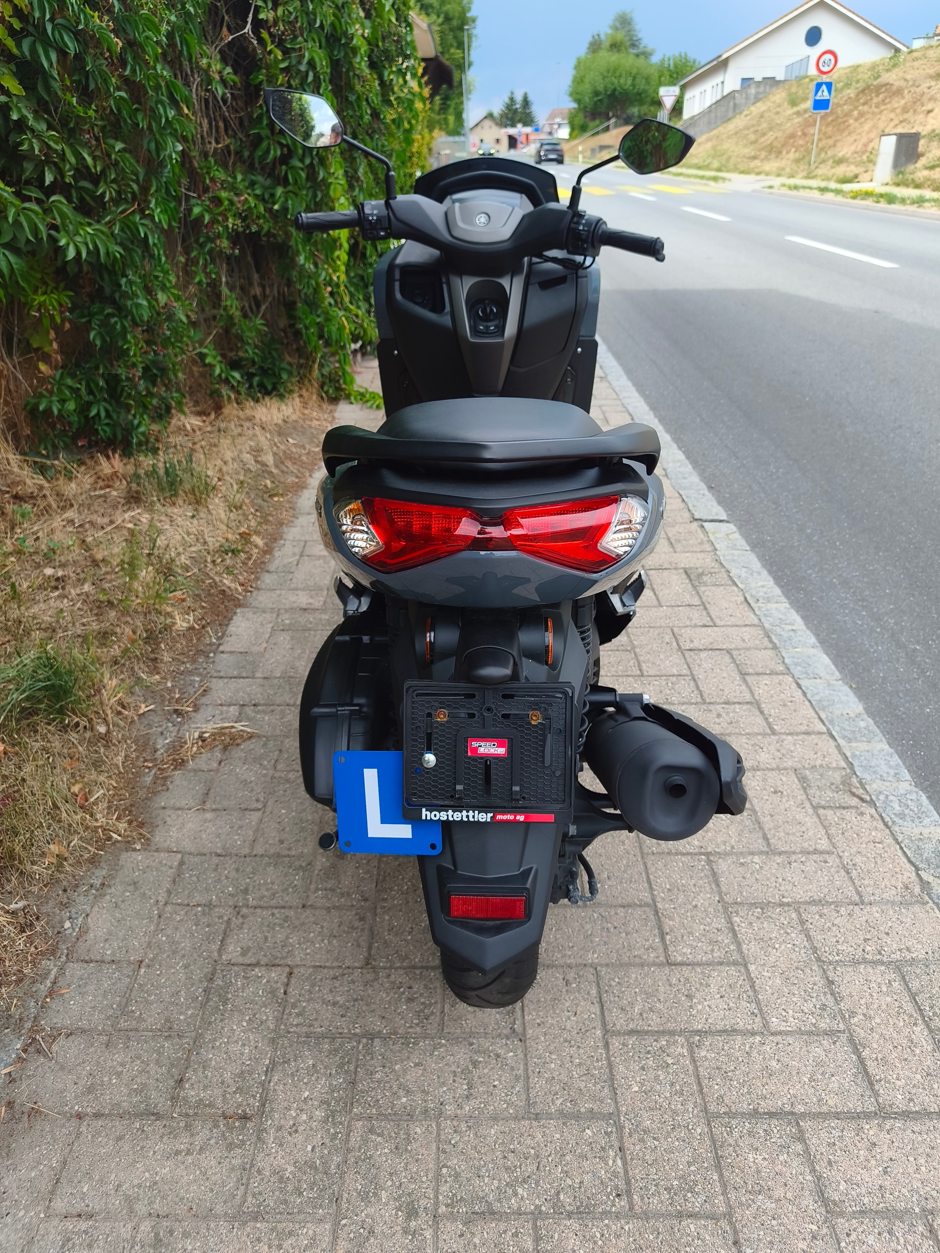 YAMAHA N-MAX GPD 125-image-7