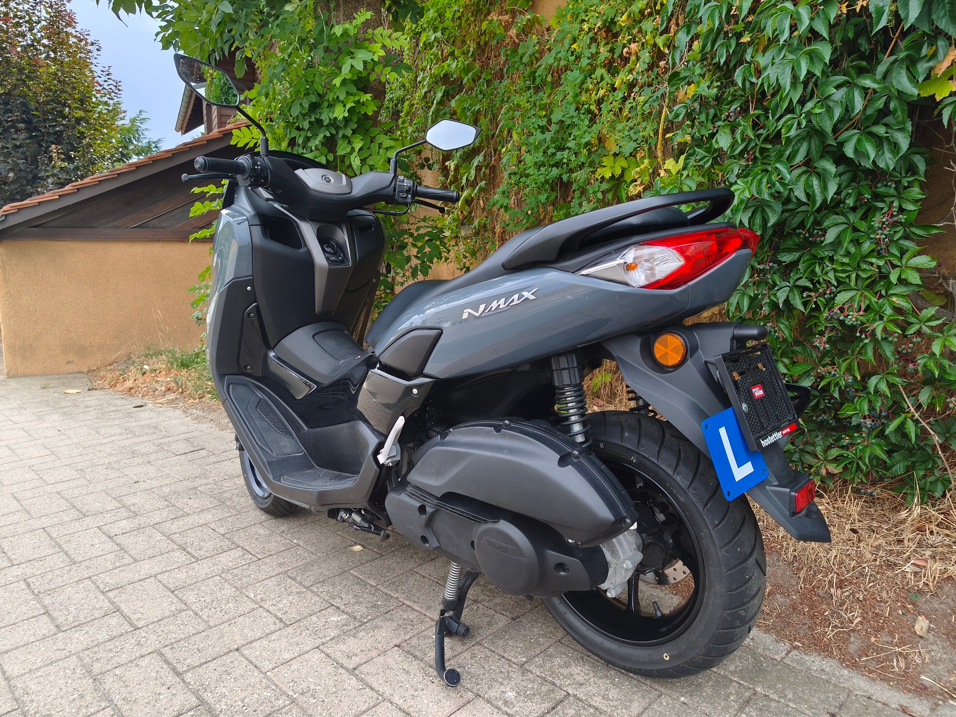 YAMAHA N-MAX GPD 125-image-6