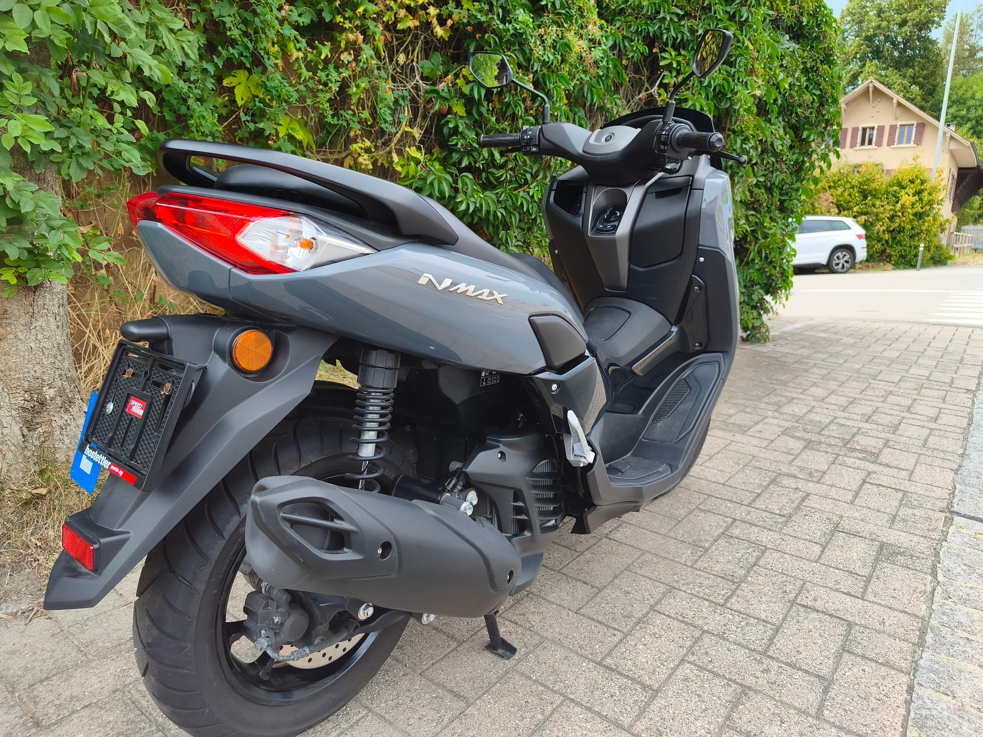 YAMAHA N-MAX GPD 125-image-3