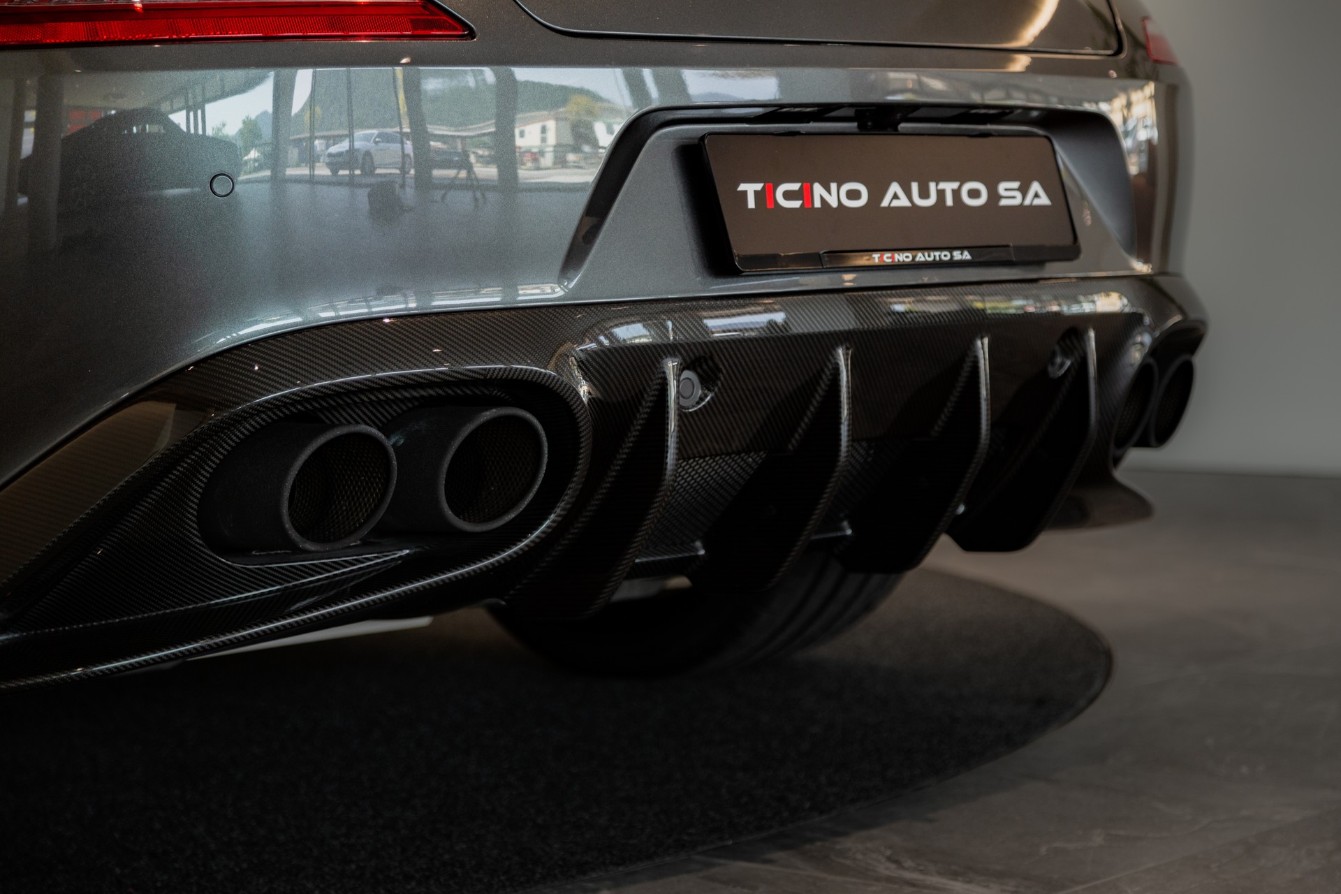 ASTON MARTIN Vanquish S Ultimate V12 Touchtronic 3-image-11