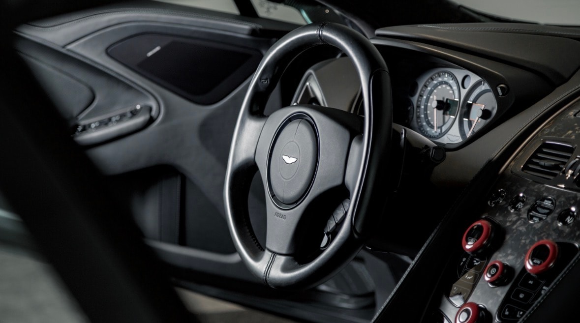 ASTON MARTIN Vanquish S Ultimate V12 Touchtronic 3-image-17