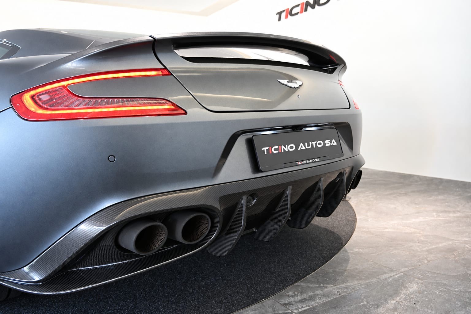 ASTON MARTIN Vanquish S Ultimate V12 Touchtronic 3-image-14