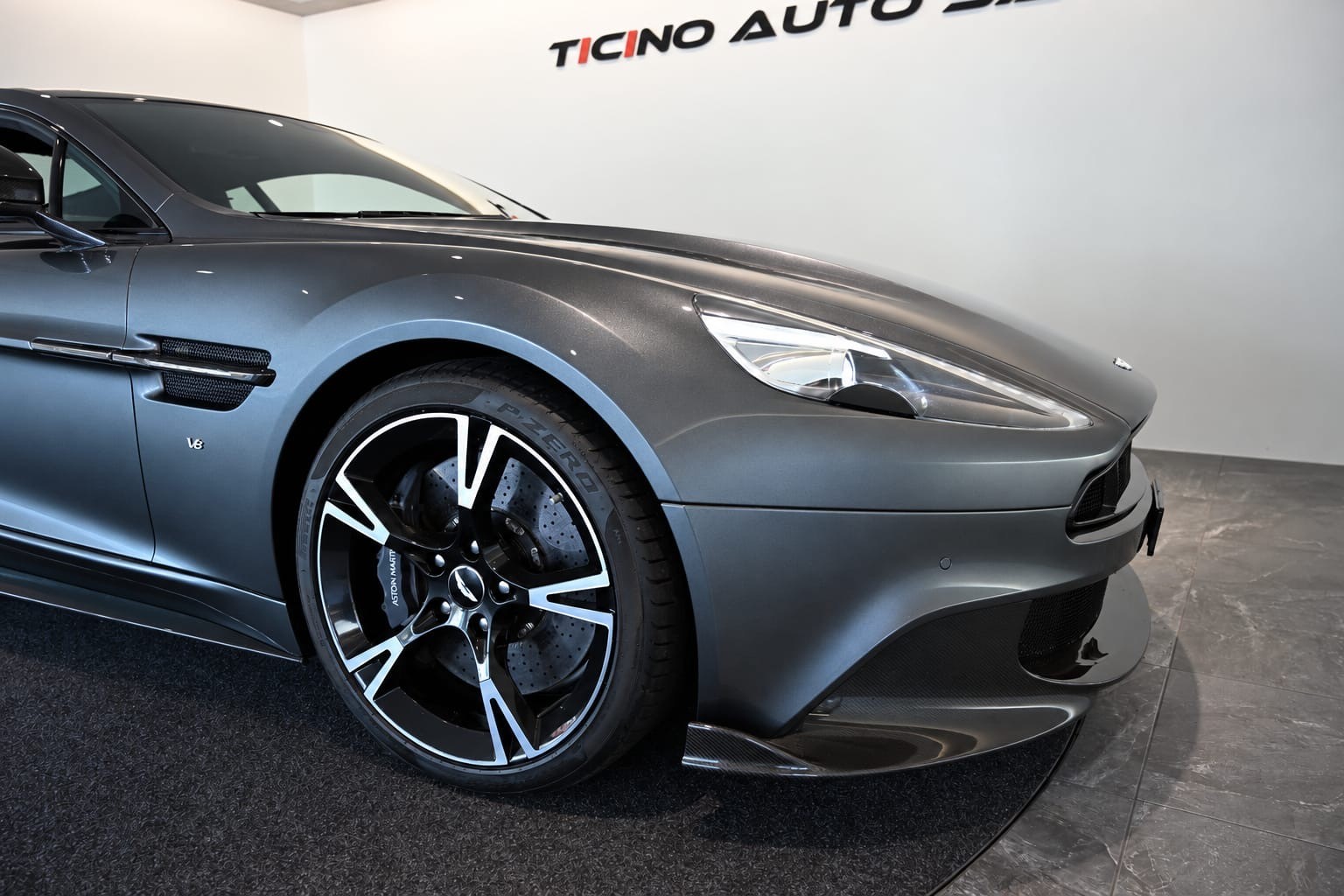 ASTON MARTIN Vanquish S Ultimate V12 Touchtronic 3-image-21