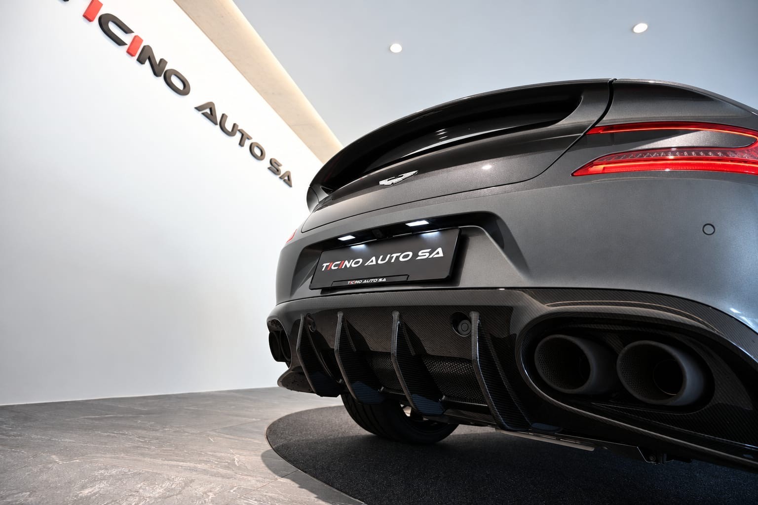 ASTON MARTIN Vanquish S Ultimate V12 Touchtronic 3-image-13