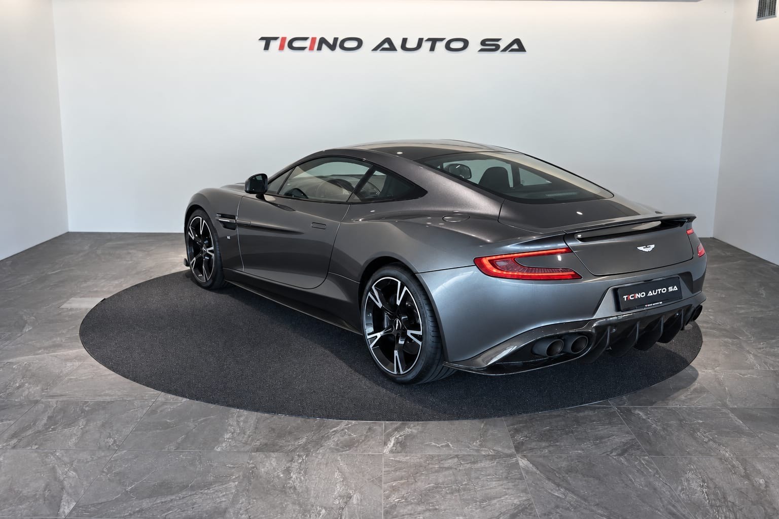 ASTON MARTIN Vanquish S Ultimate V12 Touchtronic 3-image-1