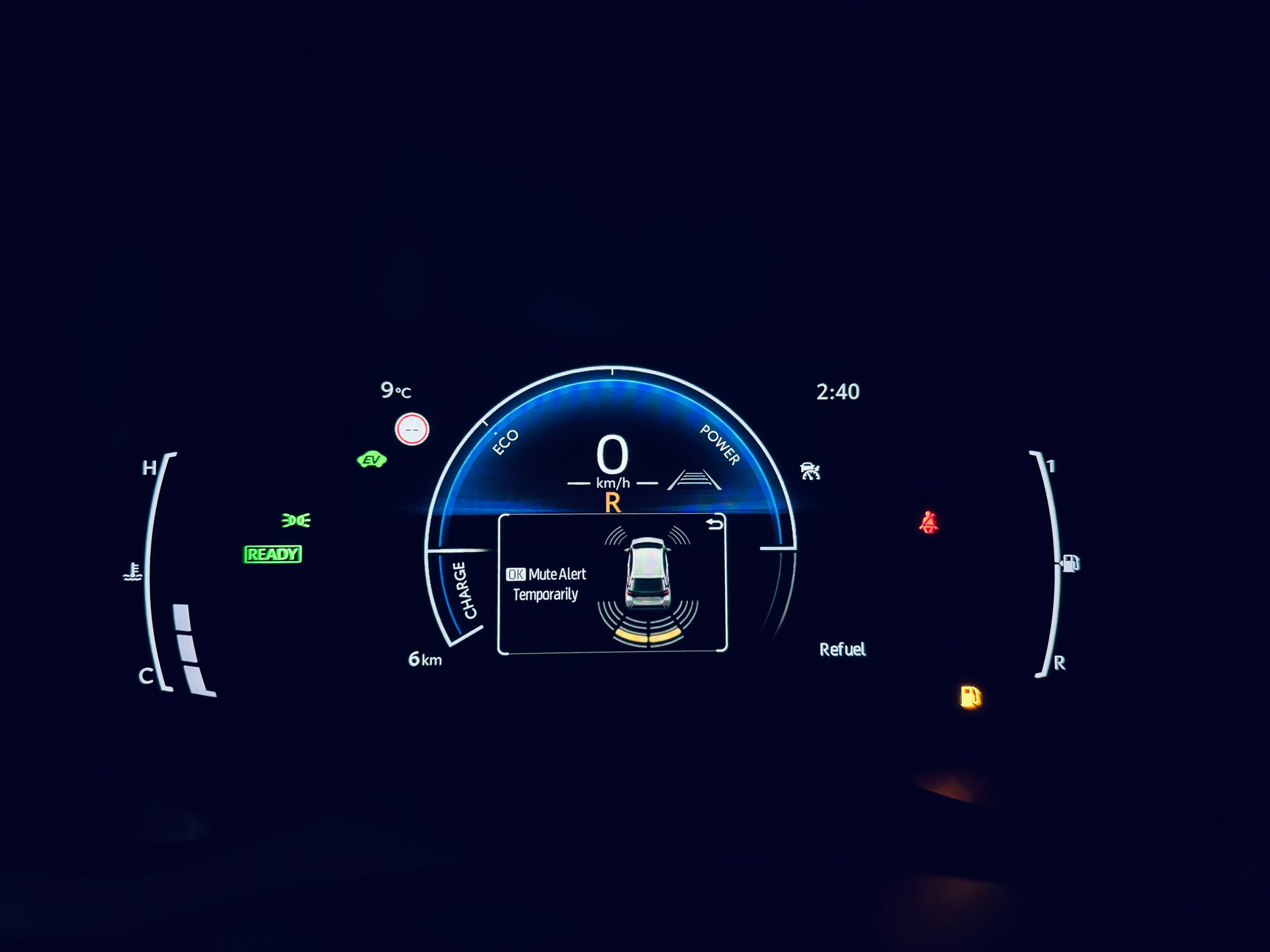 TOYOTA Yaris 1.5 Trend e-CVT-image-30