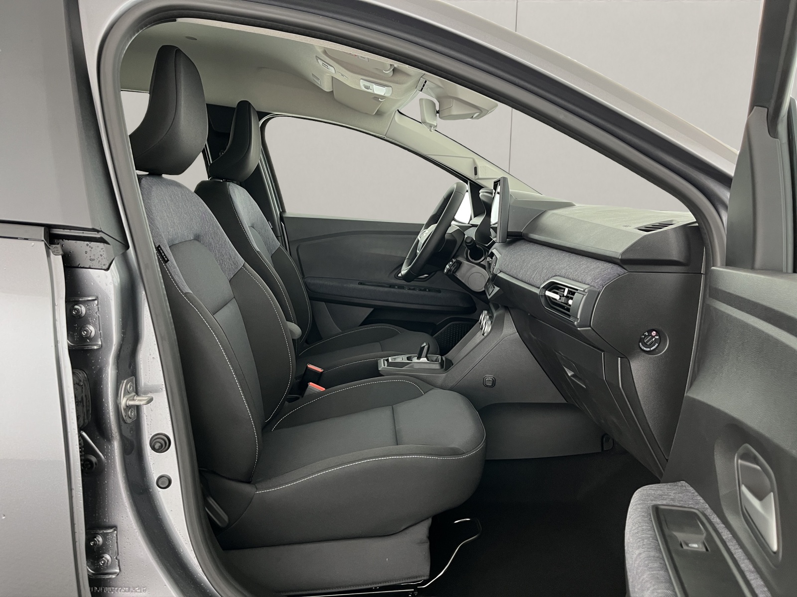 DACIA Jogger 1.8 Hybrid Expression-image-15