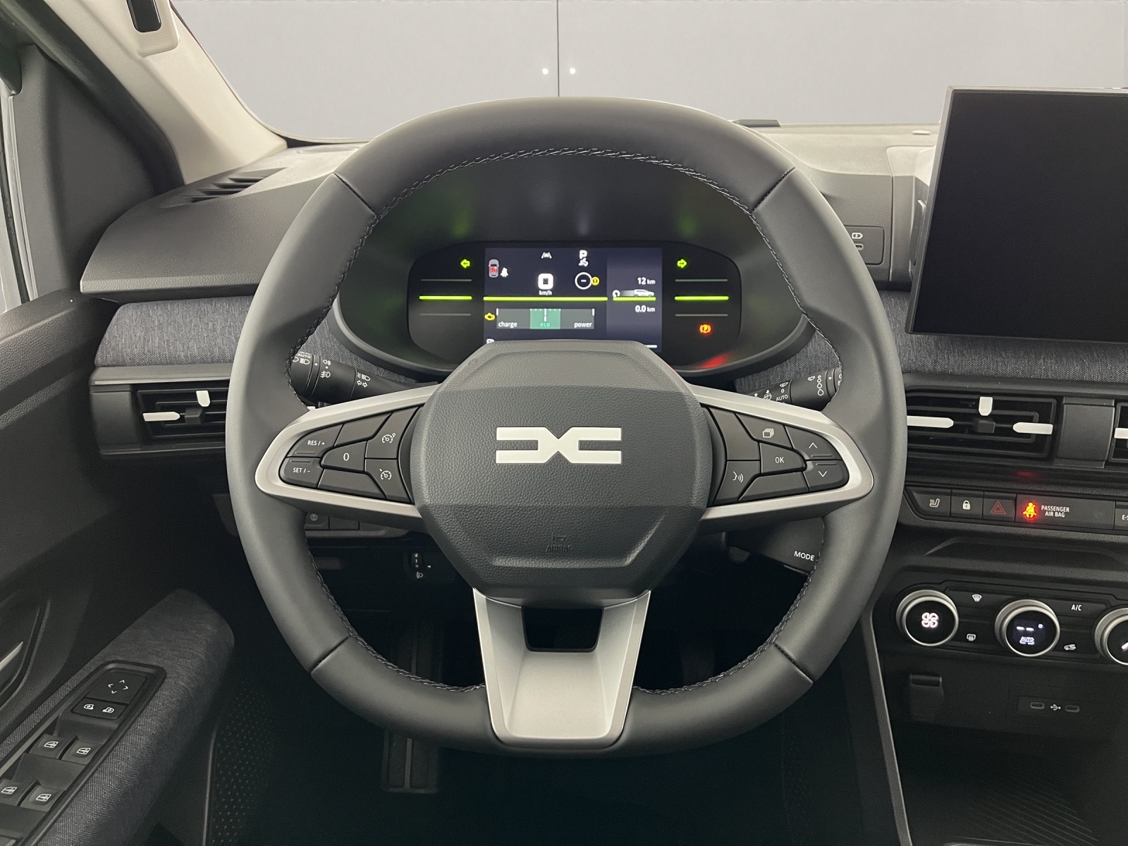 DACIA Jogger 1.8 Hybrid Expression-image-9