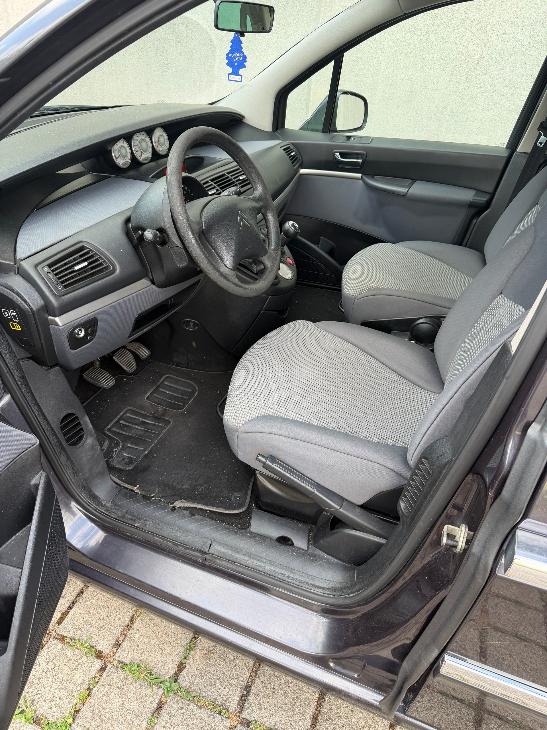 CITROEN C8 2.0 16V Exclusive-image-10