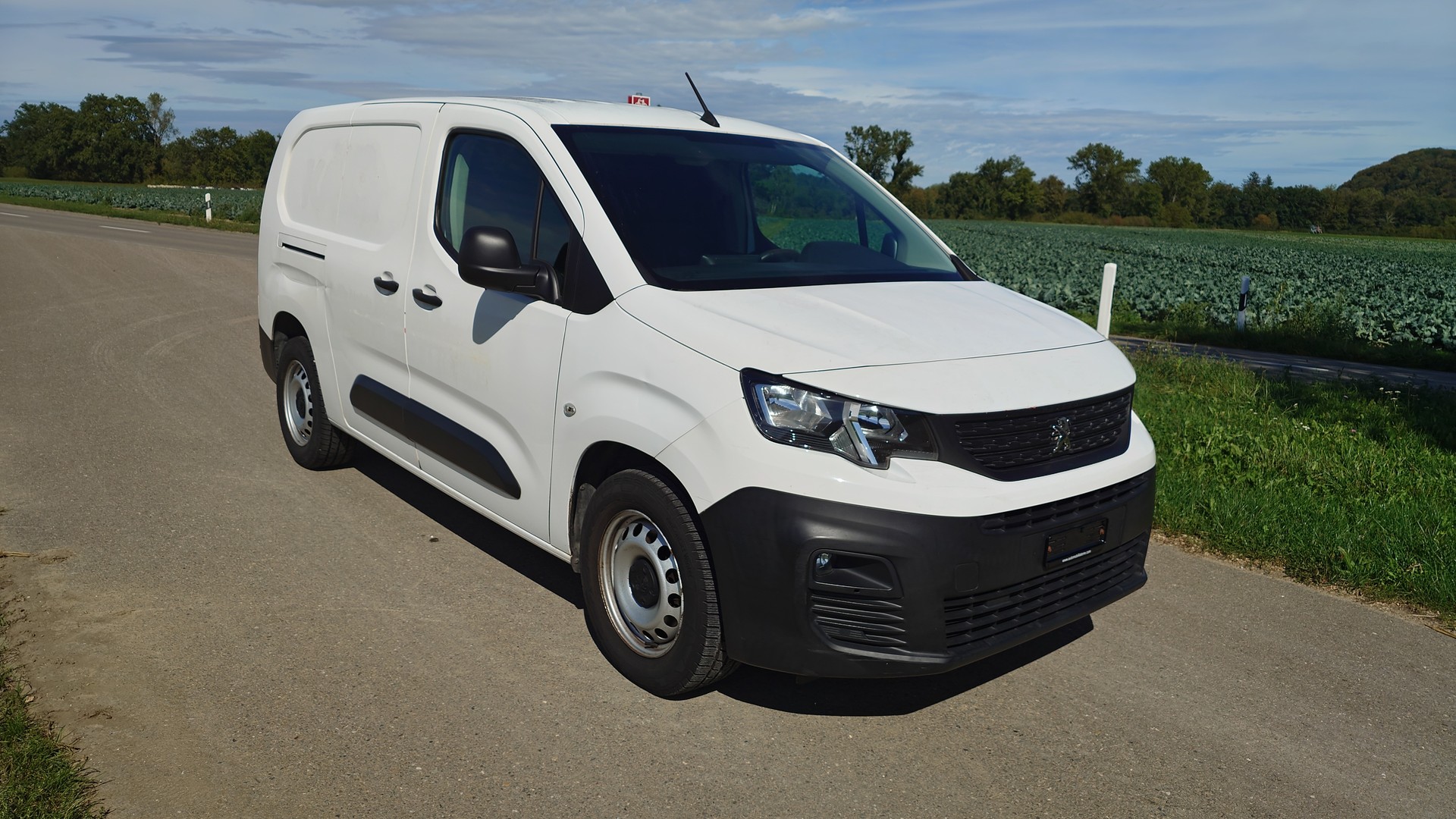 PEUGEOT Partner 1.2 PT s/s Grip 1000kg-image-11
