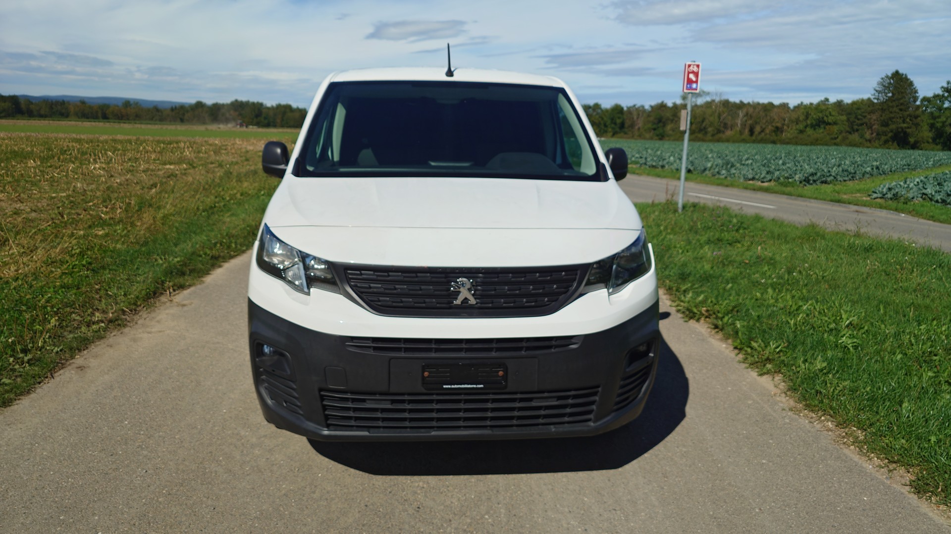 PEUGEOT Partner 1.2 PT s/s Grip 1000kg-image-12