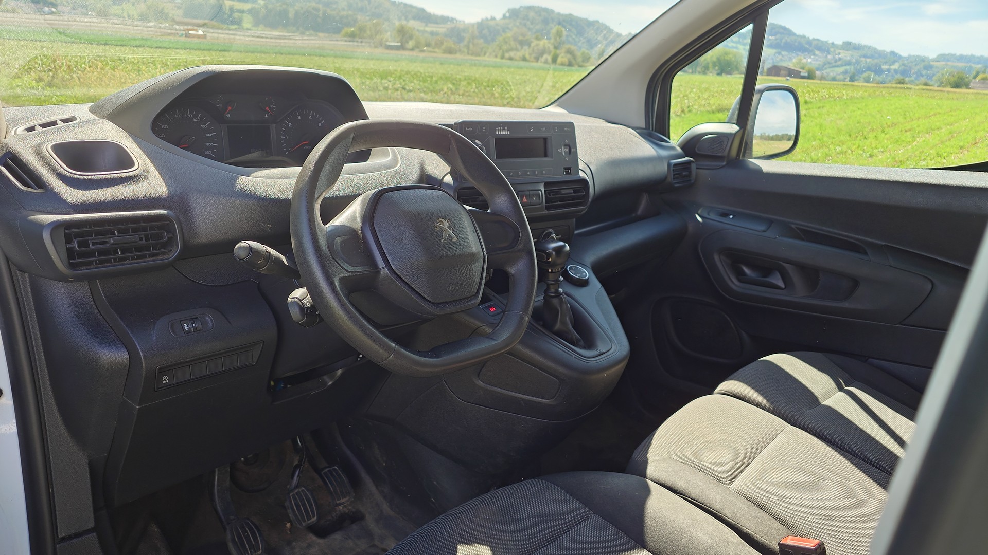 PEUGEOT Partner 1.2 PT s/s Grip 1000kg-image-13