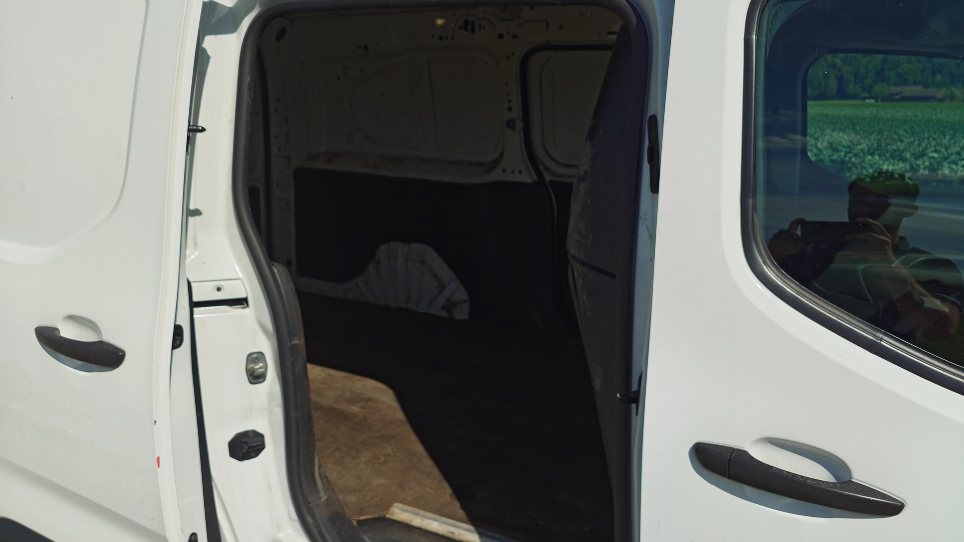 PEUGEOT Partner 1.2 PT s/s Grip 1000kg-image-10