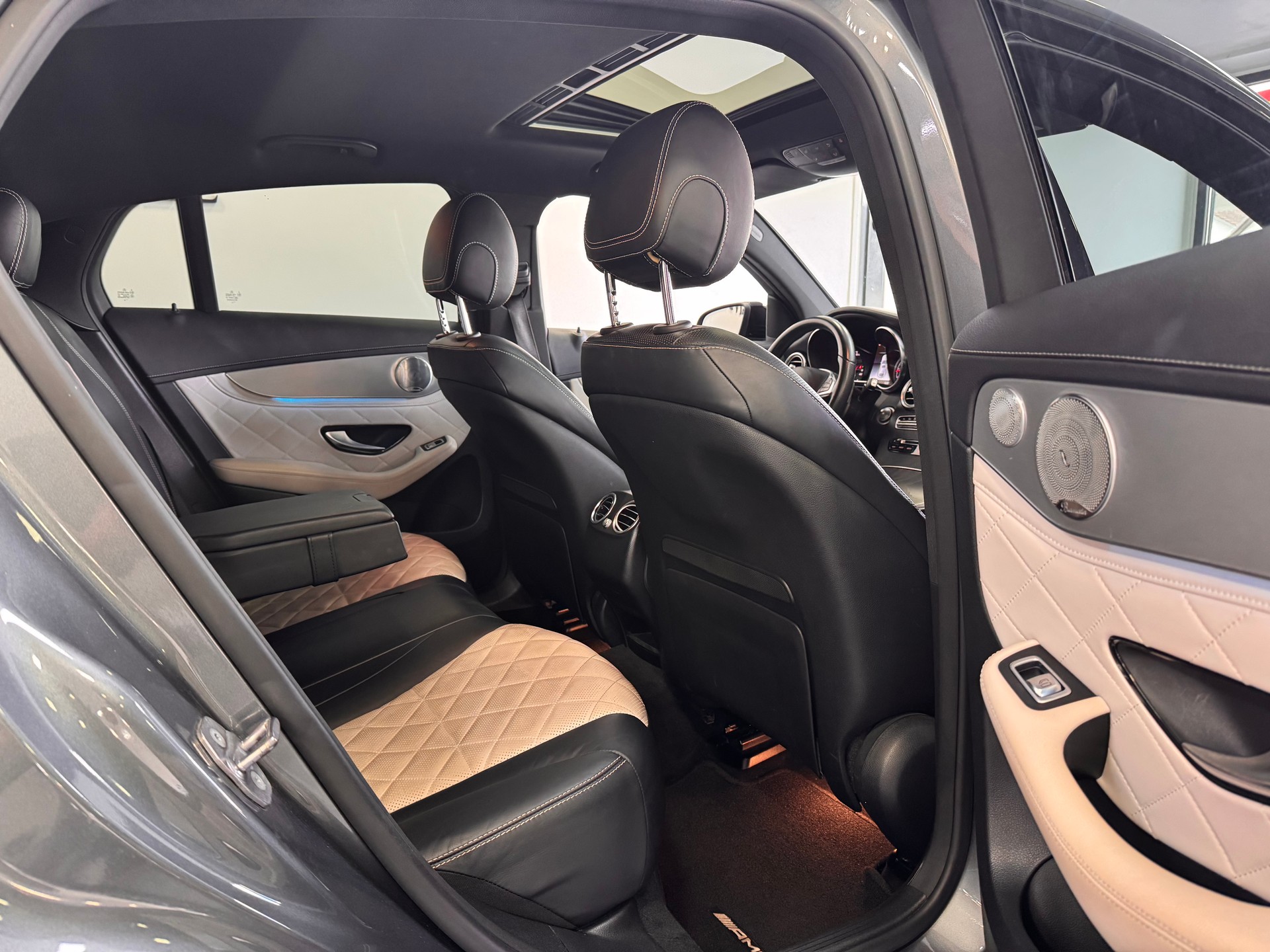 MERCEDES-BENZ GLC Coupé 43 AMG 4Matic 9G-Tronic *Designo / Glasschiebedach / 360 Kamera / Burmester / Sitzklima / LED ILS*-image-9