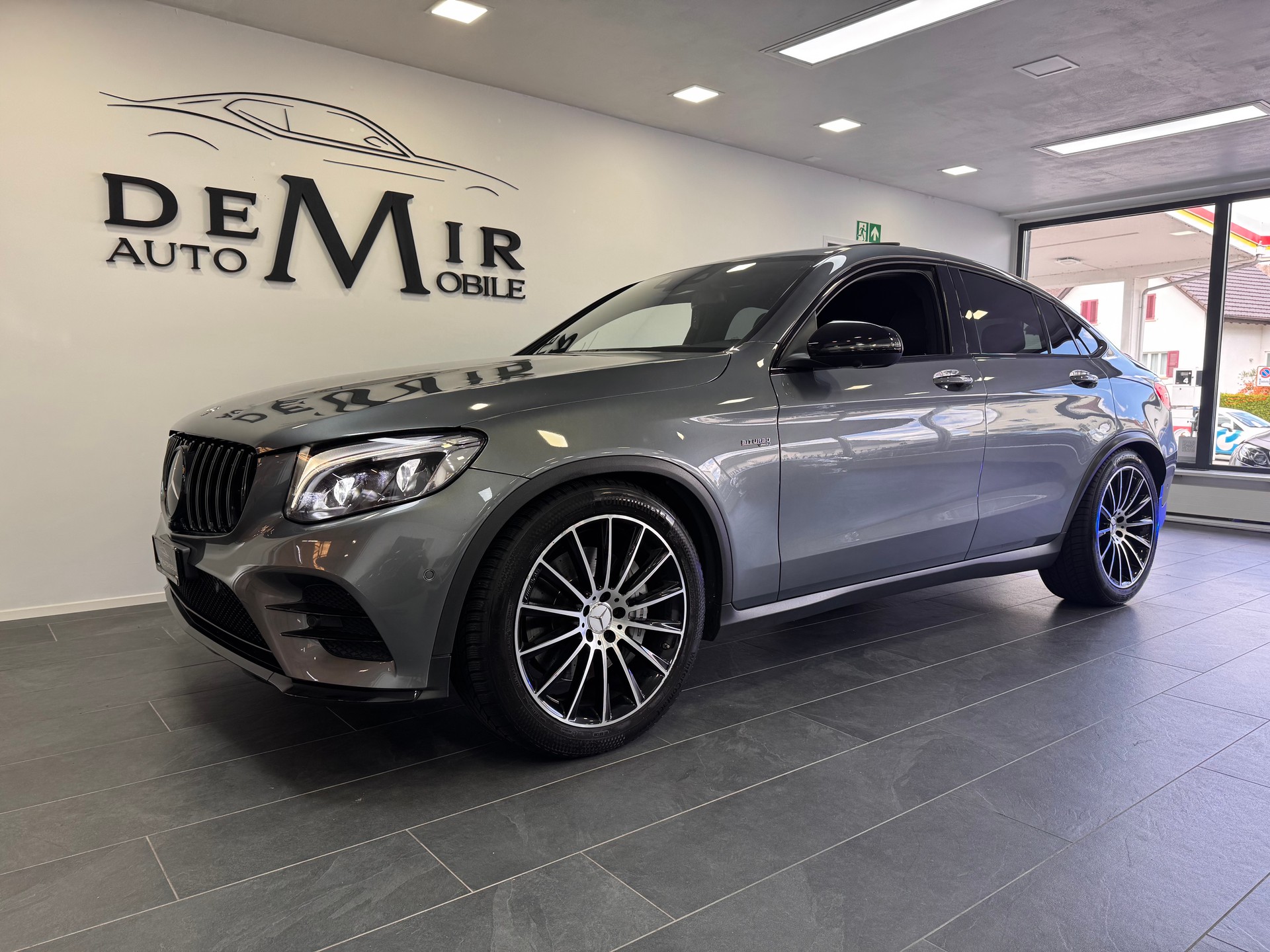 MERCEDES-BENZ GLC Coupé 43 AMG 4Matic 9G-Tronic *Designo / Glasschiebedach / 360 Kamera / Burmester / Sitzklima / LED ILS*-image-0