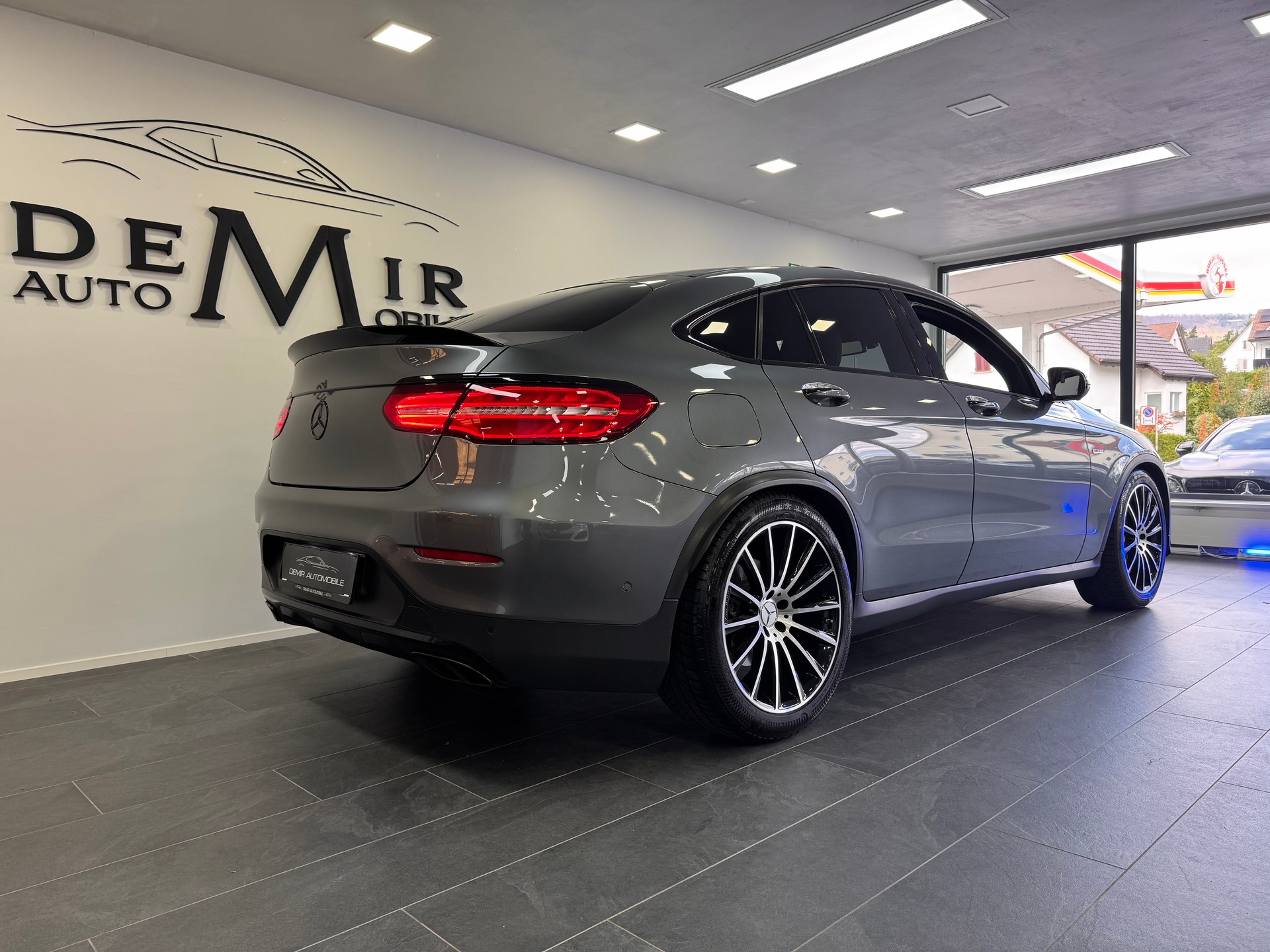 MERCEDES-BENZ GLC Coupé 43 AMG 4Matic 9G-Tronic *Designo / Glasschiebedach / 360 Kamera / Burmester / Sitzklima / LED ILS*-image-3